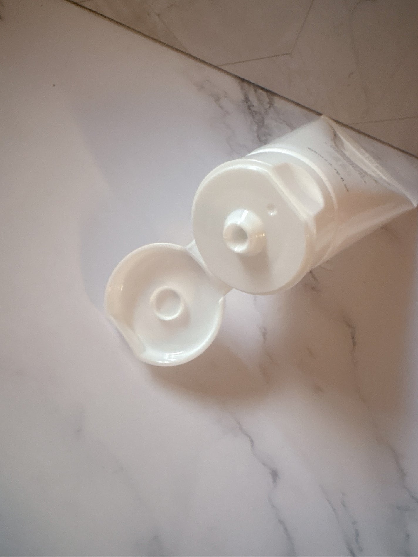 インテンシブクリーム/ZEROID/フェイスクリームを使ったクチコミ(2枚目)