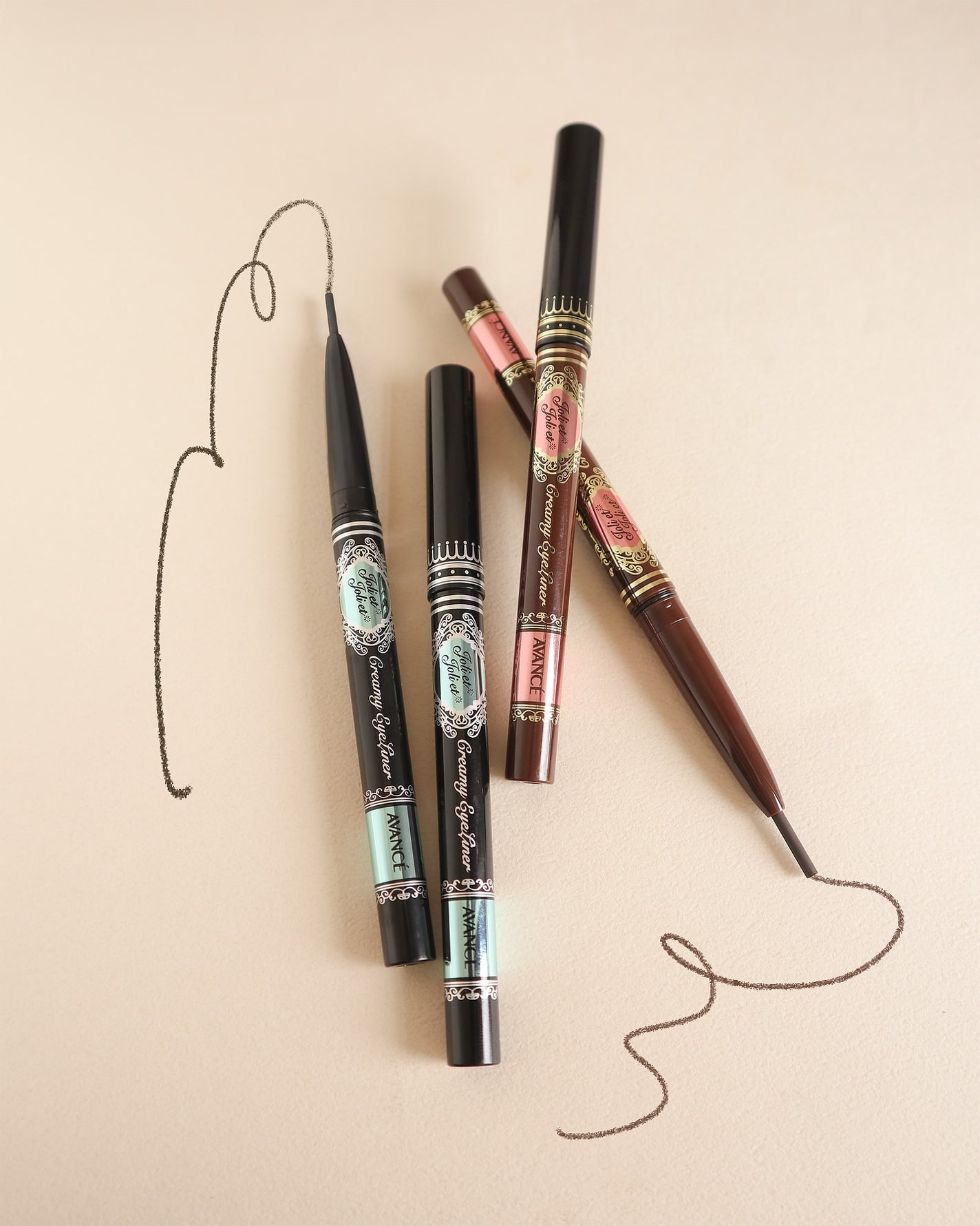 アヴァンセ ジョリ・エ ジョリ・エ クリーミィアイライナー/アヴァンセ/ペンシルアイライナーを使ったクチコミ(2枚目)