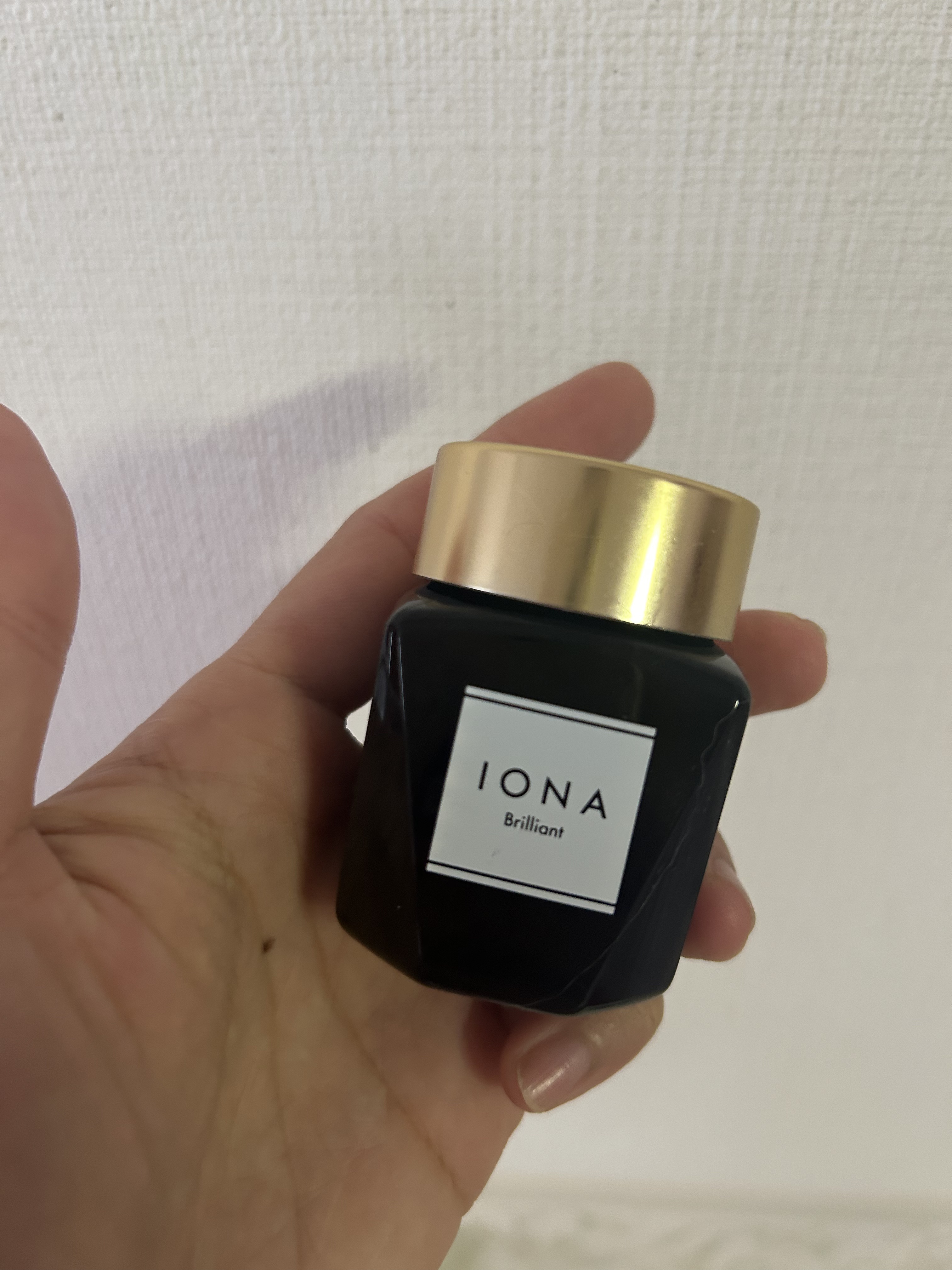 イオン クリーム ブリリアント/IONA/化粧下地を使ったクチコミ（2枚目）