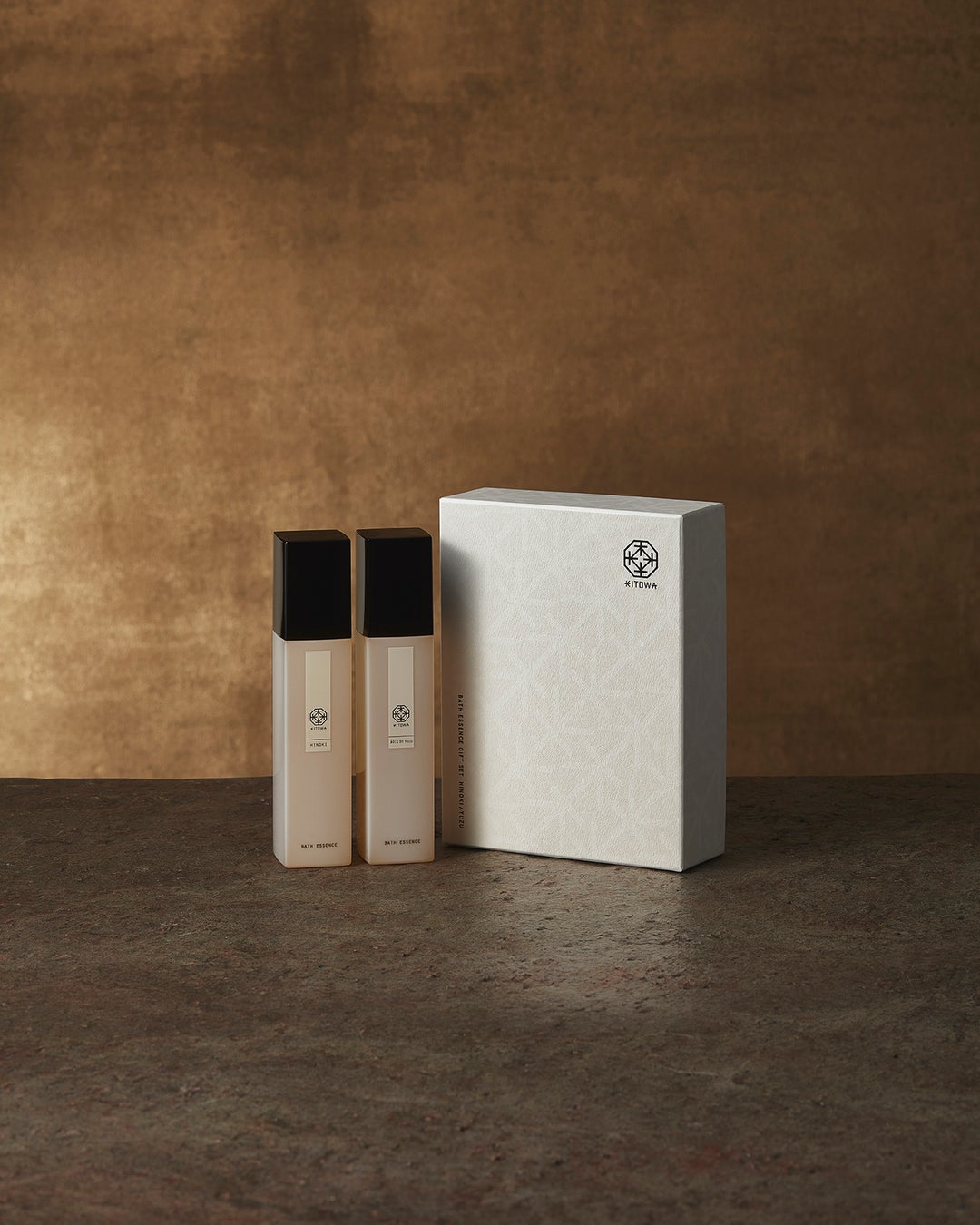 KITOWA  BATH ESSENCE GIFT SET (ヒノキ／ボワ ド ユズ）