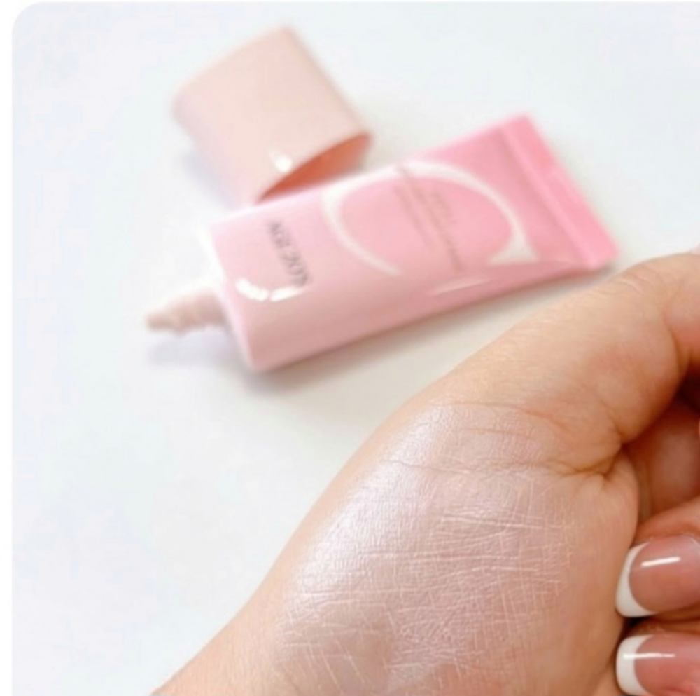 ビタシースキンケアトンアップ化粧下地/AGE20’s/化粧下地を使ったクチコミ（2枚目）