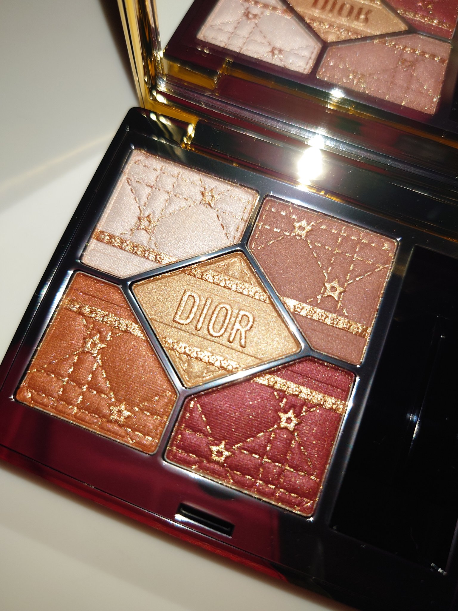 ディオールショウ サンク クルール（ホリデーコレクション 2025 限定品）/Dior/アイシャドウを使ったクチコミ（2枚目）