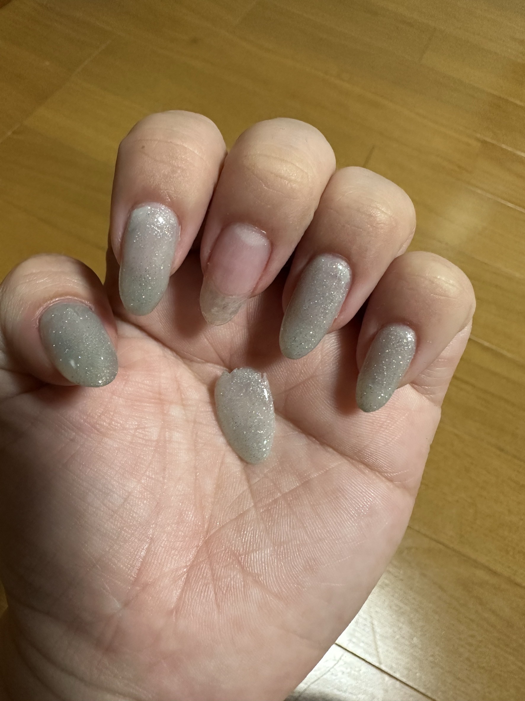 グレースジェルベース/グレースジェル/ジェルネイルを使ったクチコミ（2枚目）