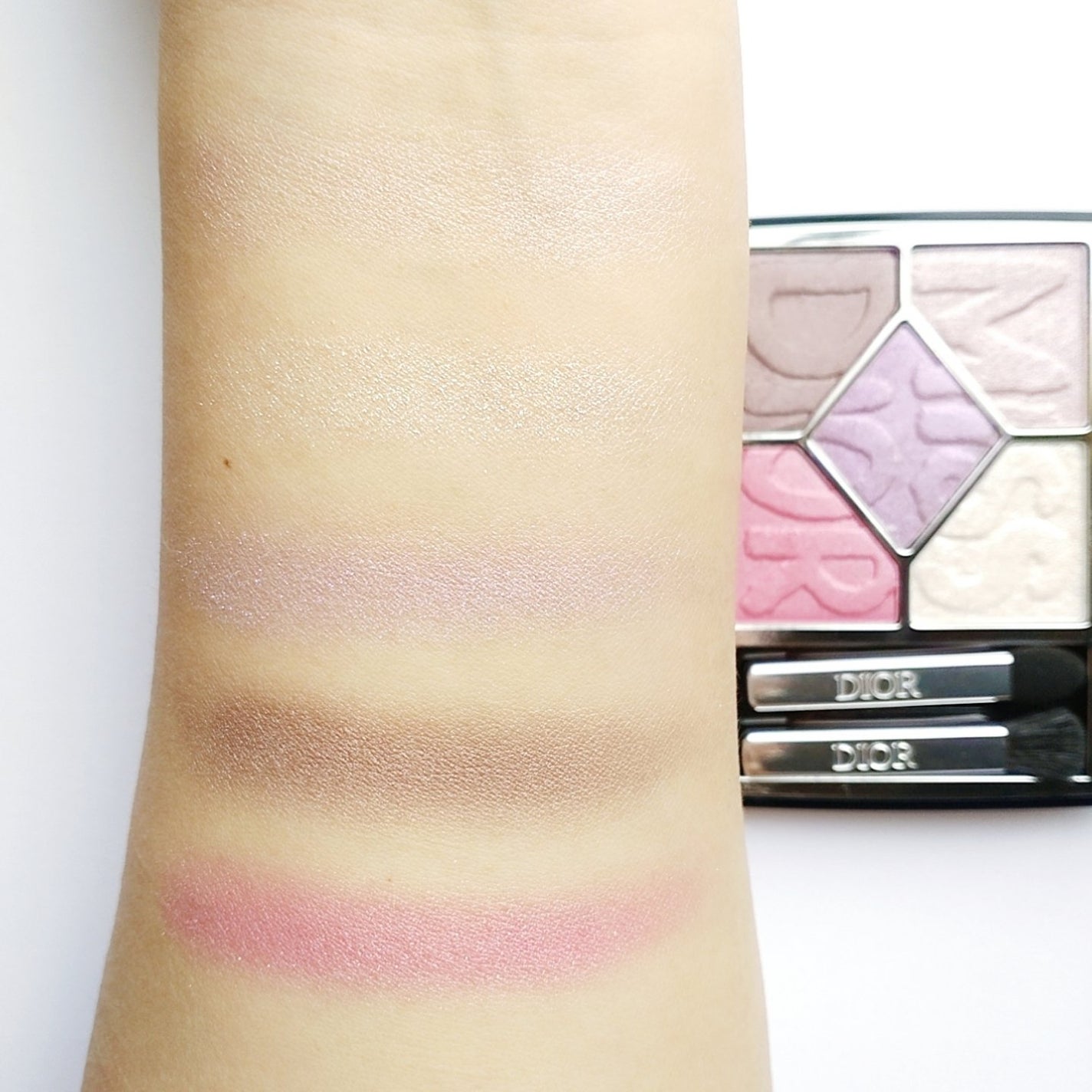 ディオールショウ サンク クルール(ミス ディオール コレクション 限定品)/Dior/アイシャドウを使ったクチコミ(7枚目)