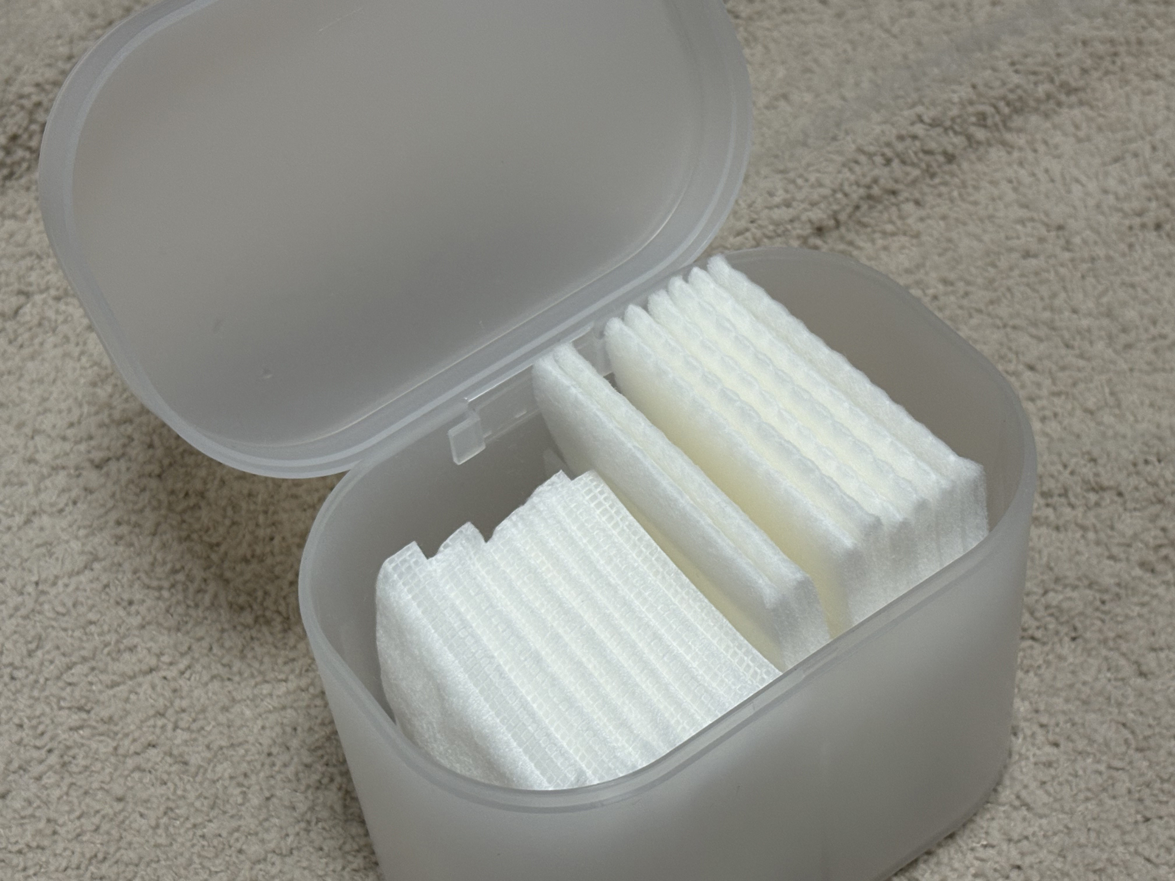 ポリプロピレンコットン・綿棒ケース/無印良品/その他化粧小物を使ったクチコミ（2枚目）