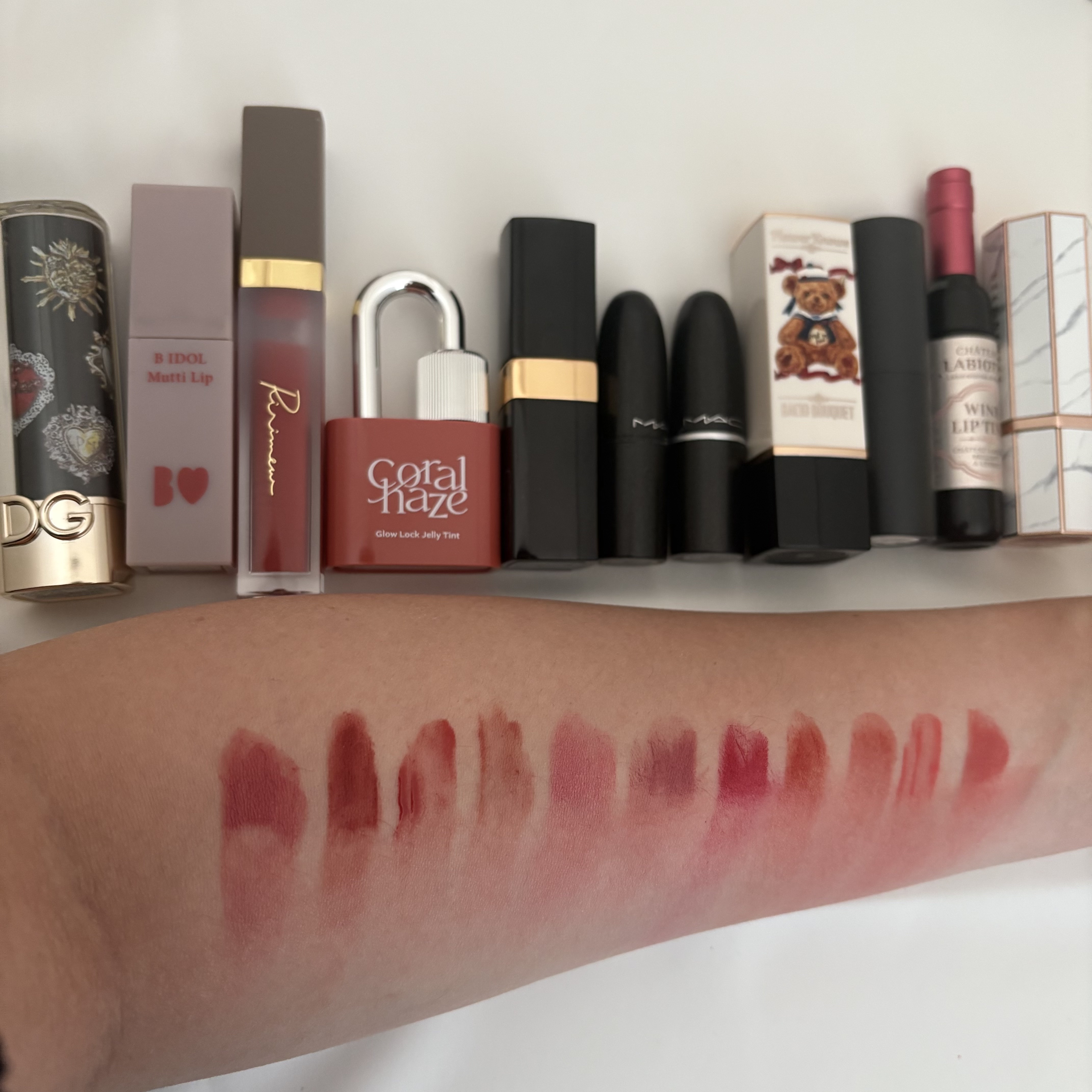 リップ パラダイス インテンス サテン 804 アデル/DEAR DAHLIA/口紅を使ったクチコミ（2枚目）