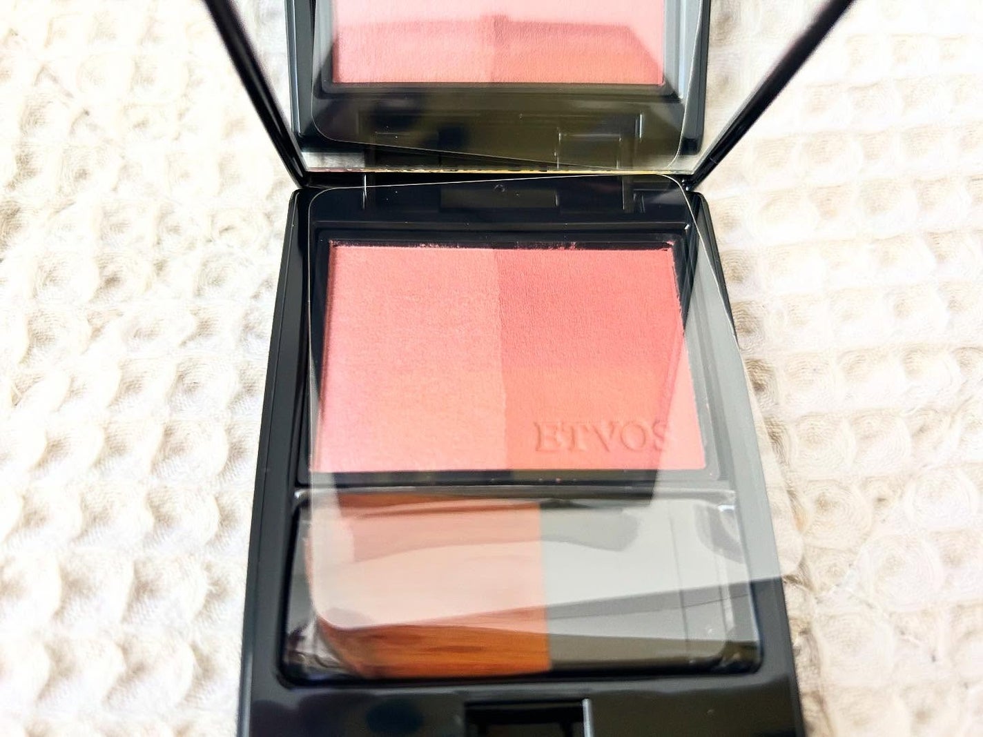 ミネラルクラッシィシャドー/エトヴォス/アイシャドウパレットを使ったクチコミ(3枚目)