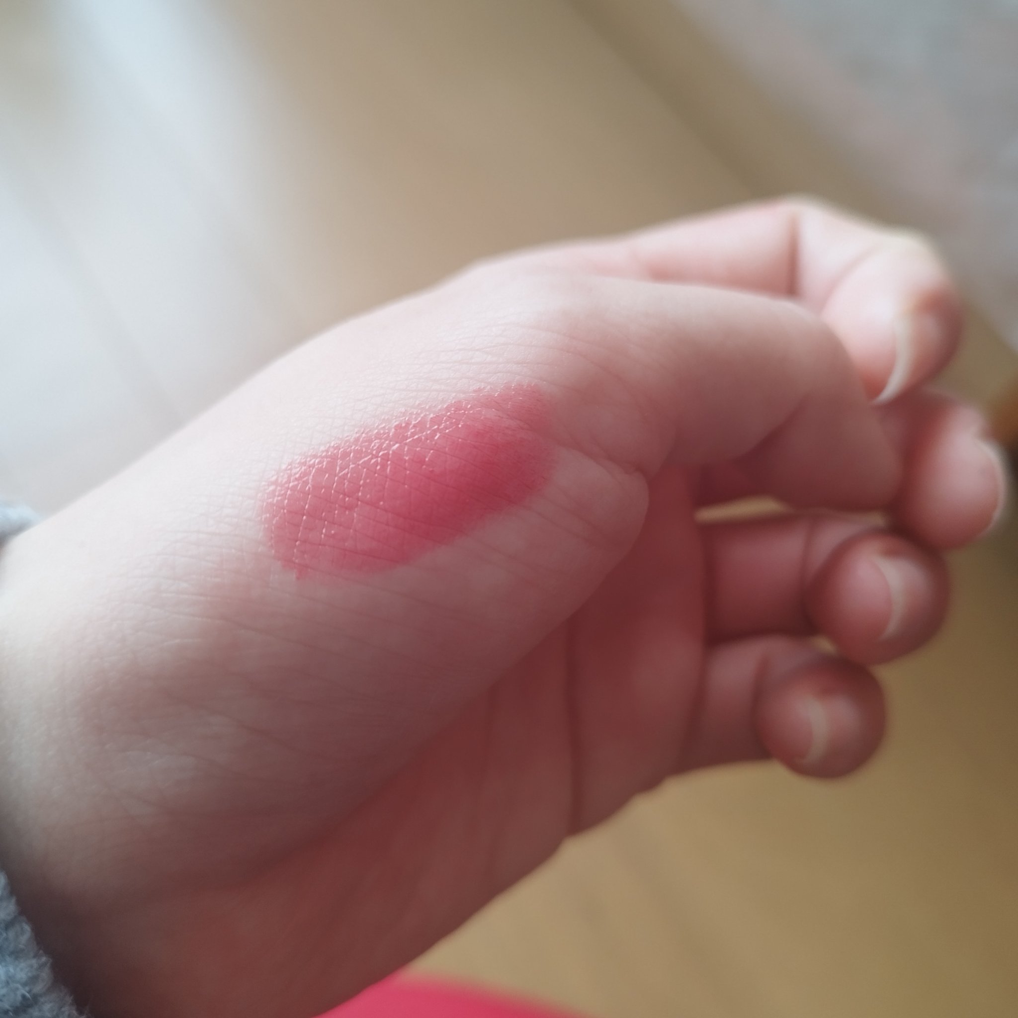 ボンディンググロウリップスティック 208 ポッシュ/Laka/口紅を使ったクチコミ（2枚目）