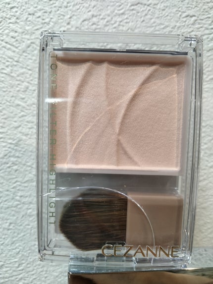 トーンフィルターハイライト/CEZANNE/パウダーハイライトを使ったクチコミ(1枚目)