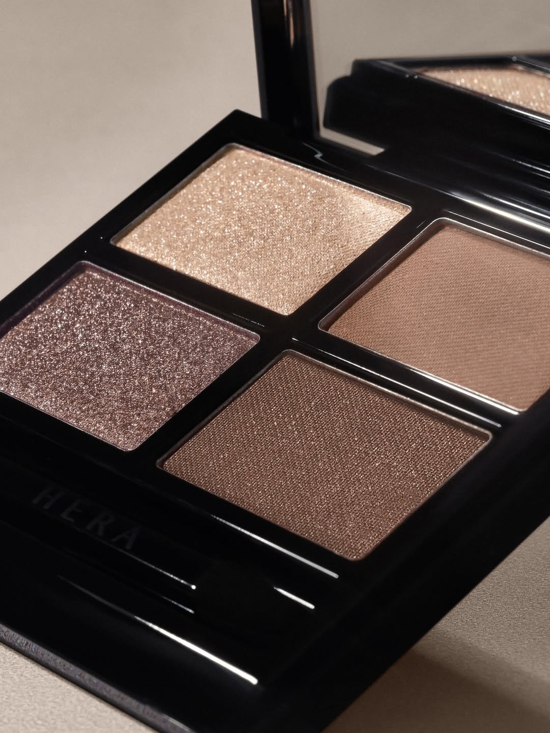 クァッドアイカラー N/HERA/アイシャドウパレットを使ったクチコミ(3枚目)