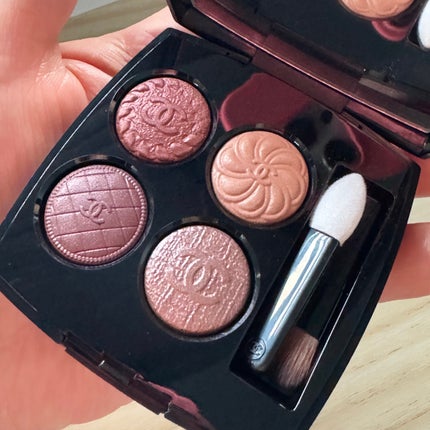 レ キャトル オンブル ブトン/CHANEL/アイシャドウパレットを使ったクチコミ(3枚目)