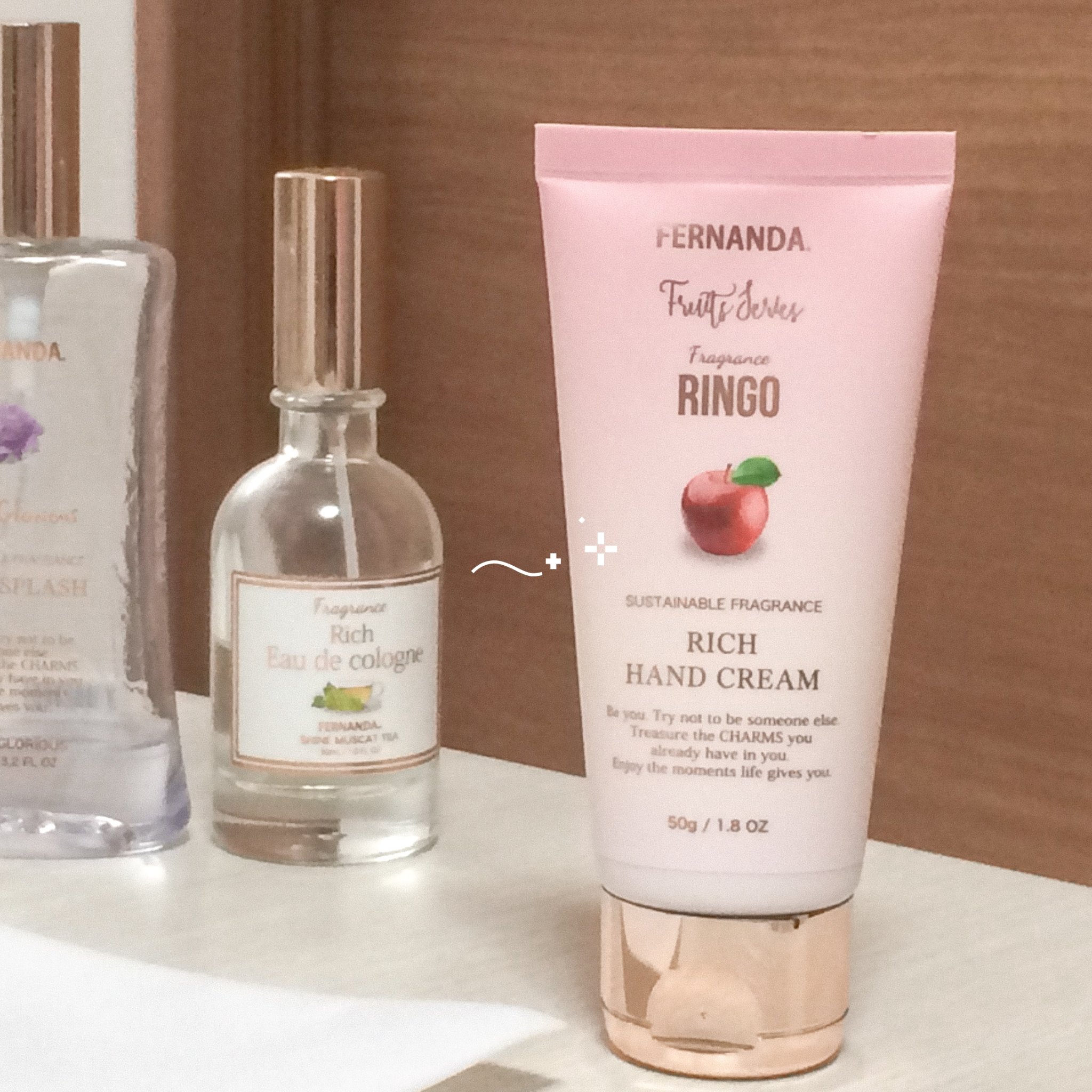 フレグランスリッチハンドクリーム（リンゴ）/フェルナンダ/ハンドクリームを使ったクチコミ（1枚目）