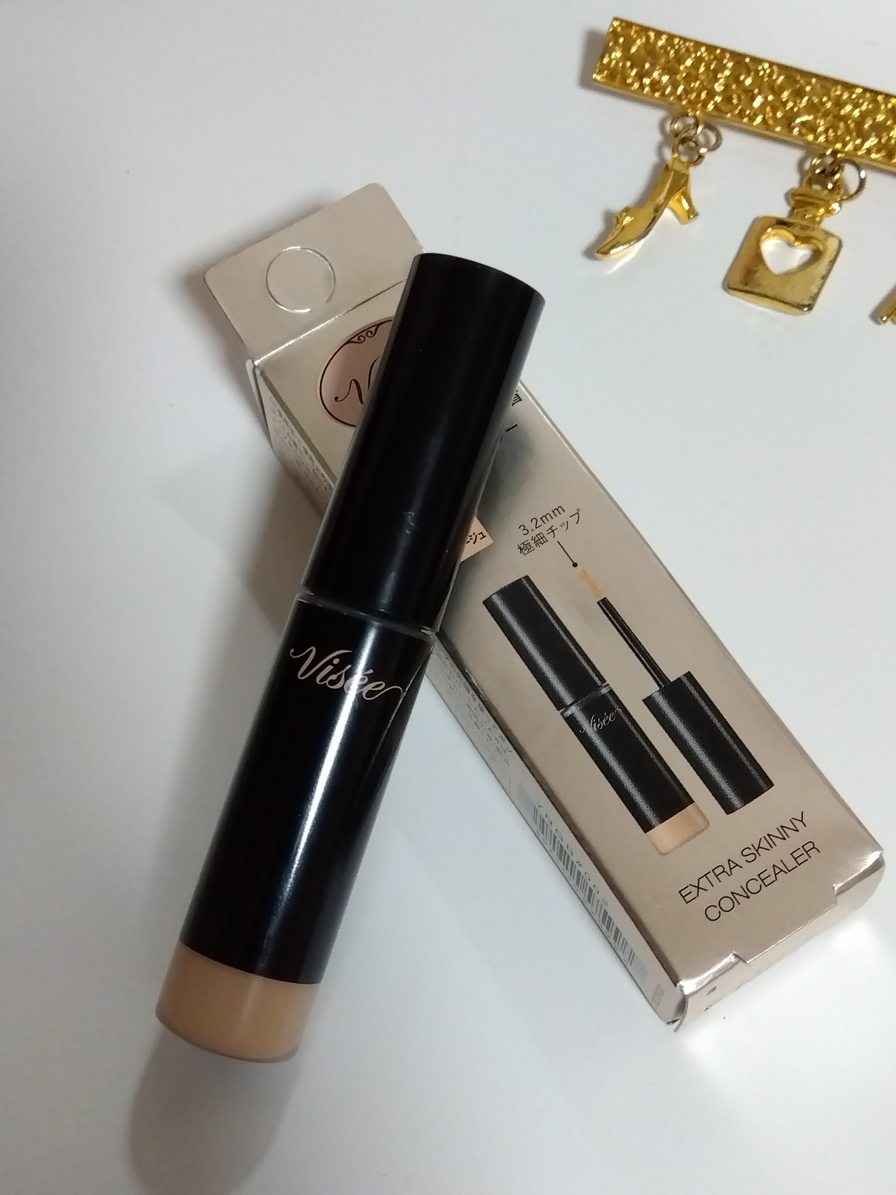エクストラ スキニー コンシーラー 02 ライトピンクベージュ/Visée/リキッドコンシーラーを使ったクチコミ（1枚目）