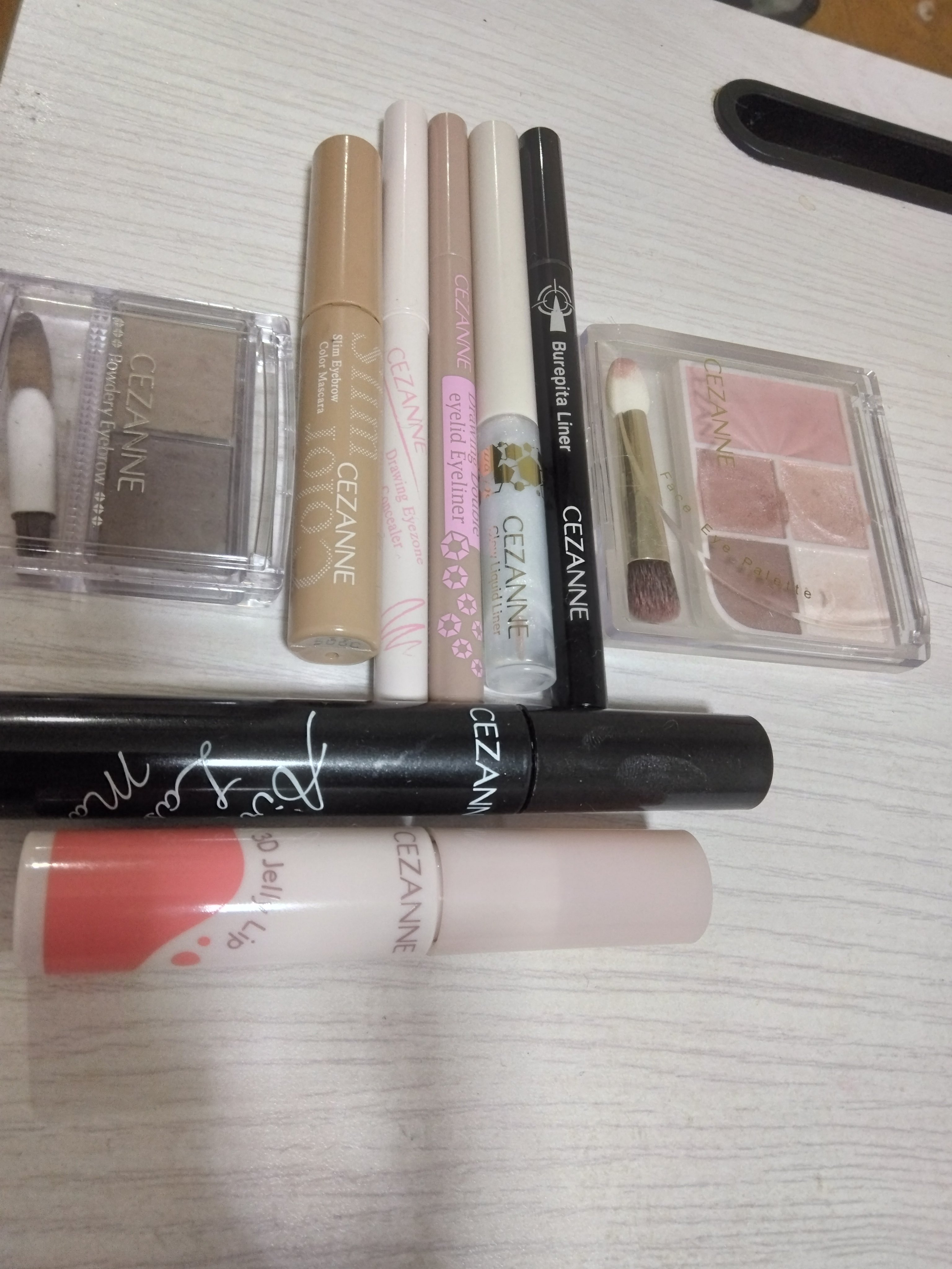 パウダリーアイブロウ/CEZANNE/パウダーアイブロウを使ったクチコミ（1枚目）