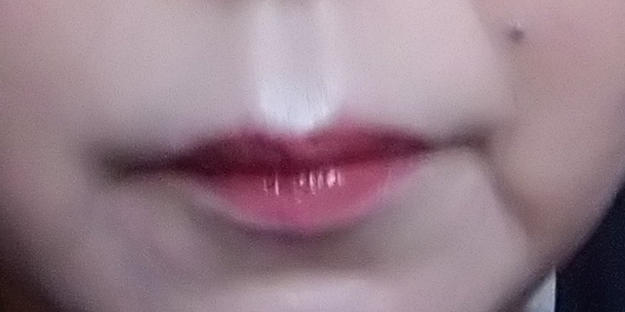 デュアルエフェクトエッセンスリップグロス/Mooekiss/リップグロスを使ったクチコミ（2枚目）