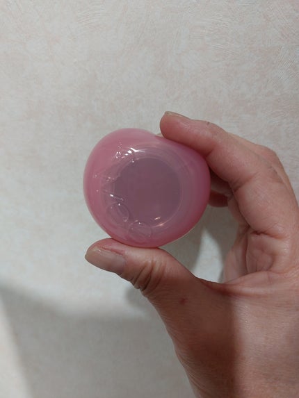 fwee フィー リップアンドチーク グローイジェリーポットのクチコミ「アットコスメ様のインスタキャンペーンで当たり使用です。
fwee
リップアンドチーク グロー.....」(1枚目)