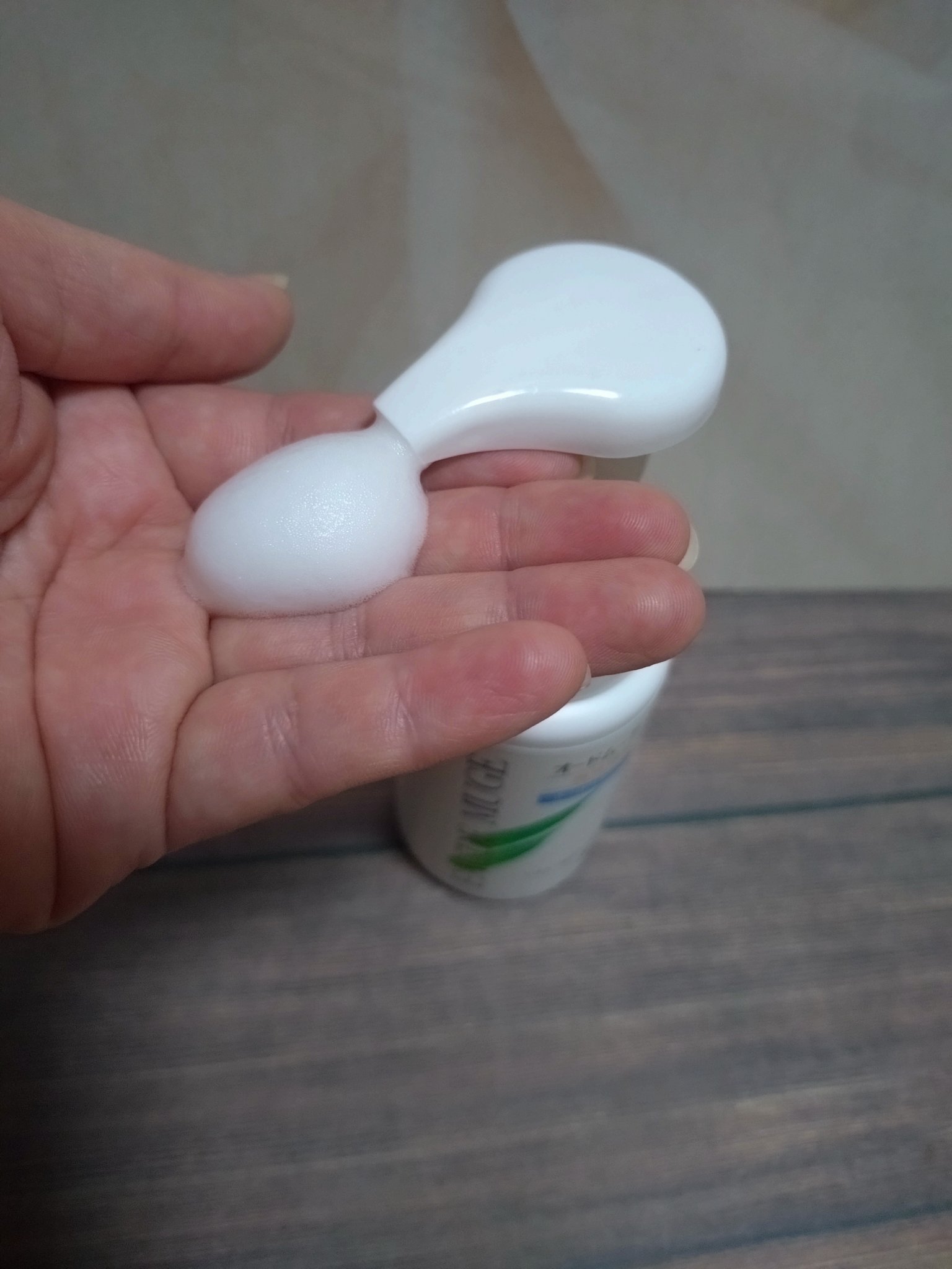 泡洗顔料 さっぱりタイプ 150ml/オードムーゲ/泡洗顔を使ったクチコミ（2枚目）