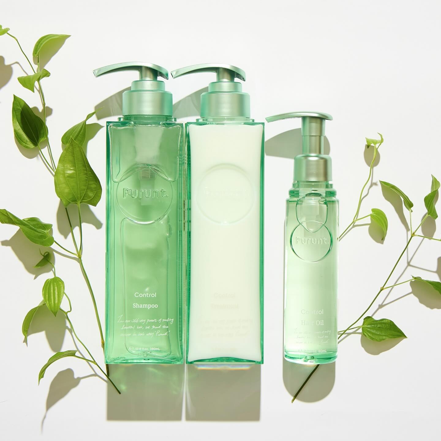 透明感のあるグリーン基調のボトルが目を惹くPurunt. Control💚🫧

清潔感のある爽やかな香りは、男性の方からもご支持いただいております🧼🍐

ぜひご家族や恋人、パートナーの方と一緒にシェアしてお揃いの香りをお楽しみくださ