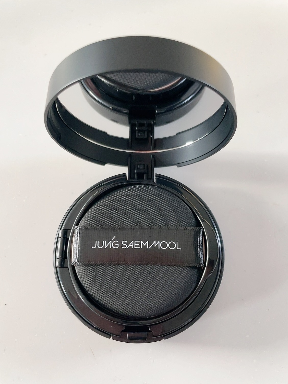 エッセンシャル スキン ヌーダー クッション/JUNG SAEM MOOL/クッションファンデーションを使ったクチコミ（3枚目）