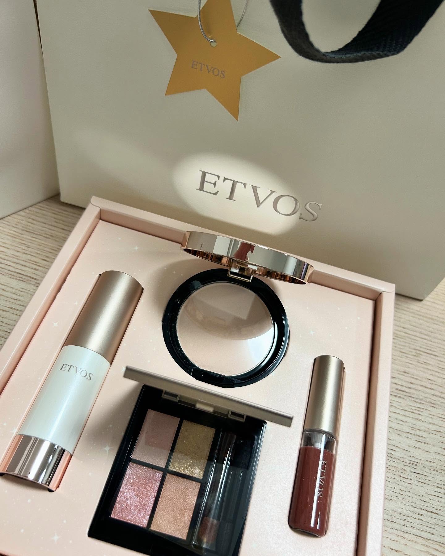 ミネラルロングセパレートマスカラ サファイアブルー(限定)/エトヴォス/マスカラを使ったクチコミ（1枚目）