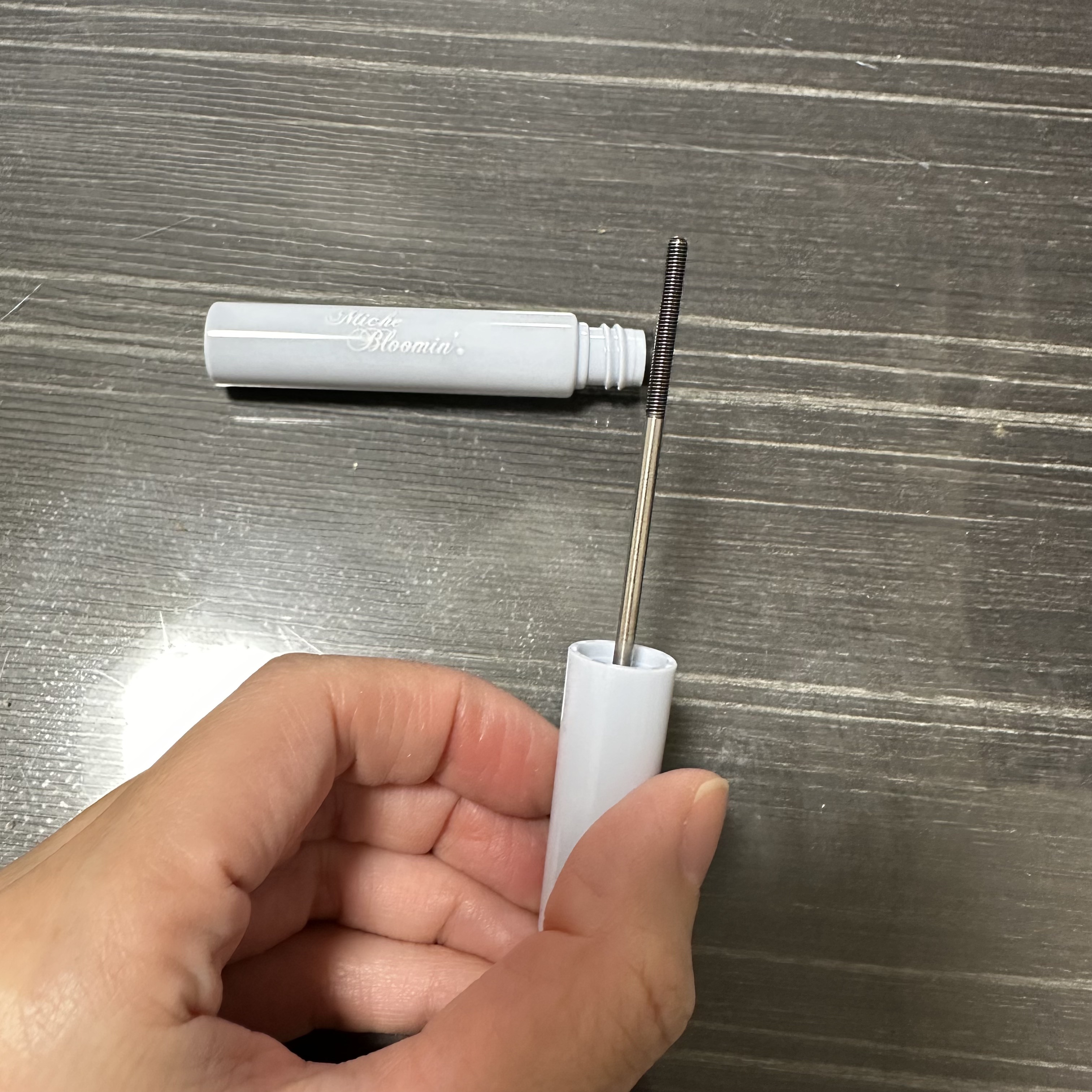 ミッシュブルーミン スタイリングカールキープマスカラ下地 01 シースルーティントブラック/ミッシュブルーミン/マスカラ下地を使ったクチコミ（3枚目）