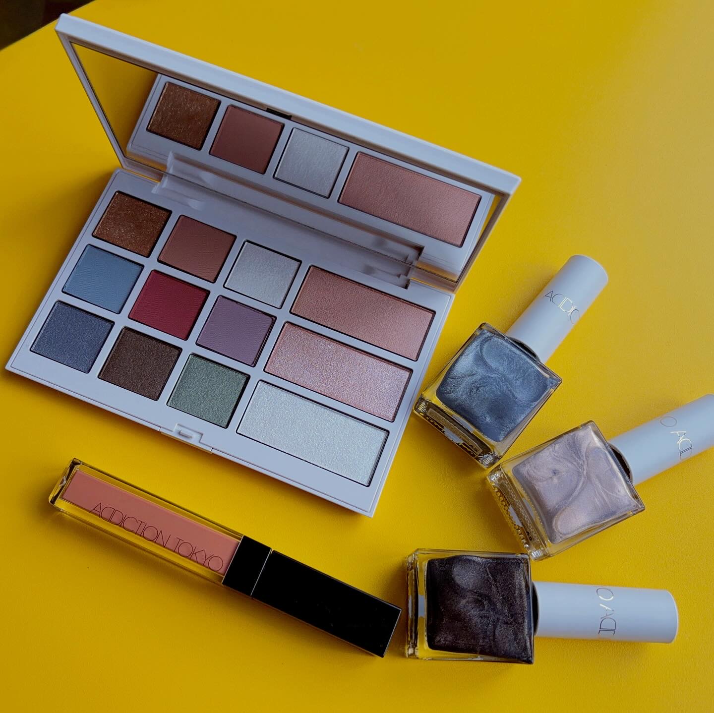 HOLIDAY 2025 COLLECTION
“UNEARTHED LUSTER”
明日10月24日(金) 予約開始

アディクションの2025ホリデーをギフティングでいただいたんだけど、実物のかわいさが想像を遥かに超えていて感動でウルッ