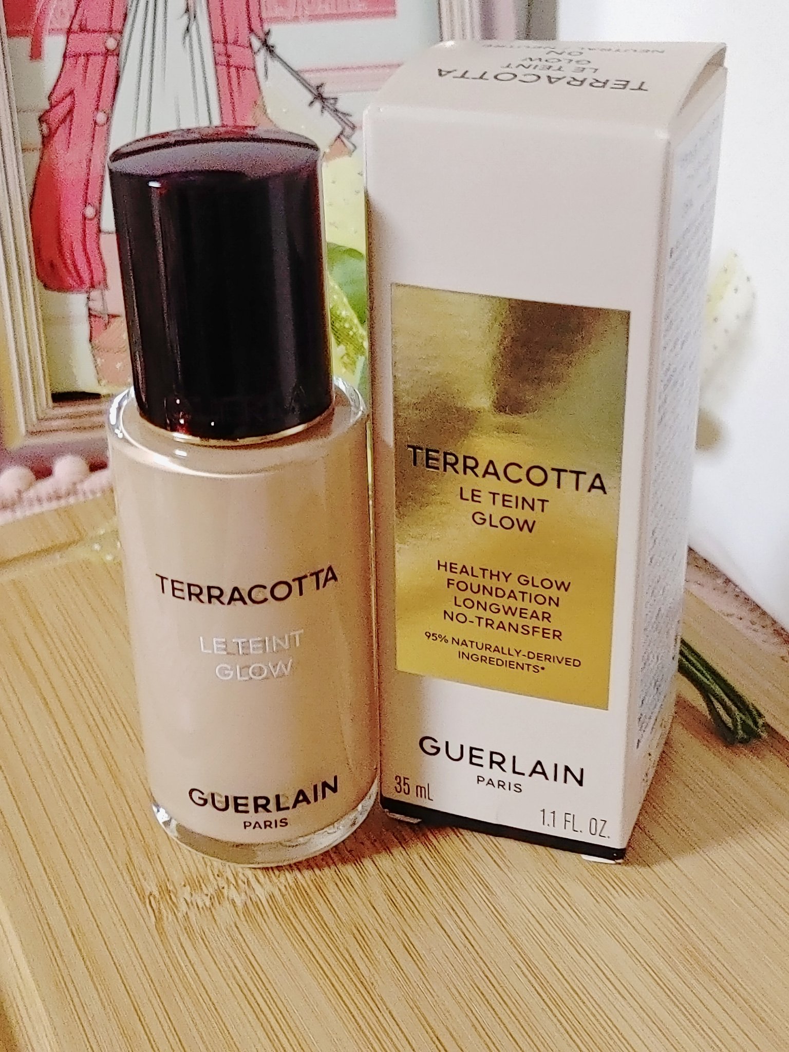 GUERLAIN
テラコッタ フルイド グロウ　0N　#提供

指で簡単に、お肌に乗せられ
手軽に付けられるところが
魅力的です。💕

のびもよいし、カバー力もO.K.
自然な艶感も気にいっています。✨

こんな“良いアイテム”を頂いちゃ