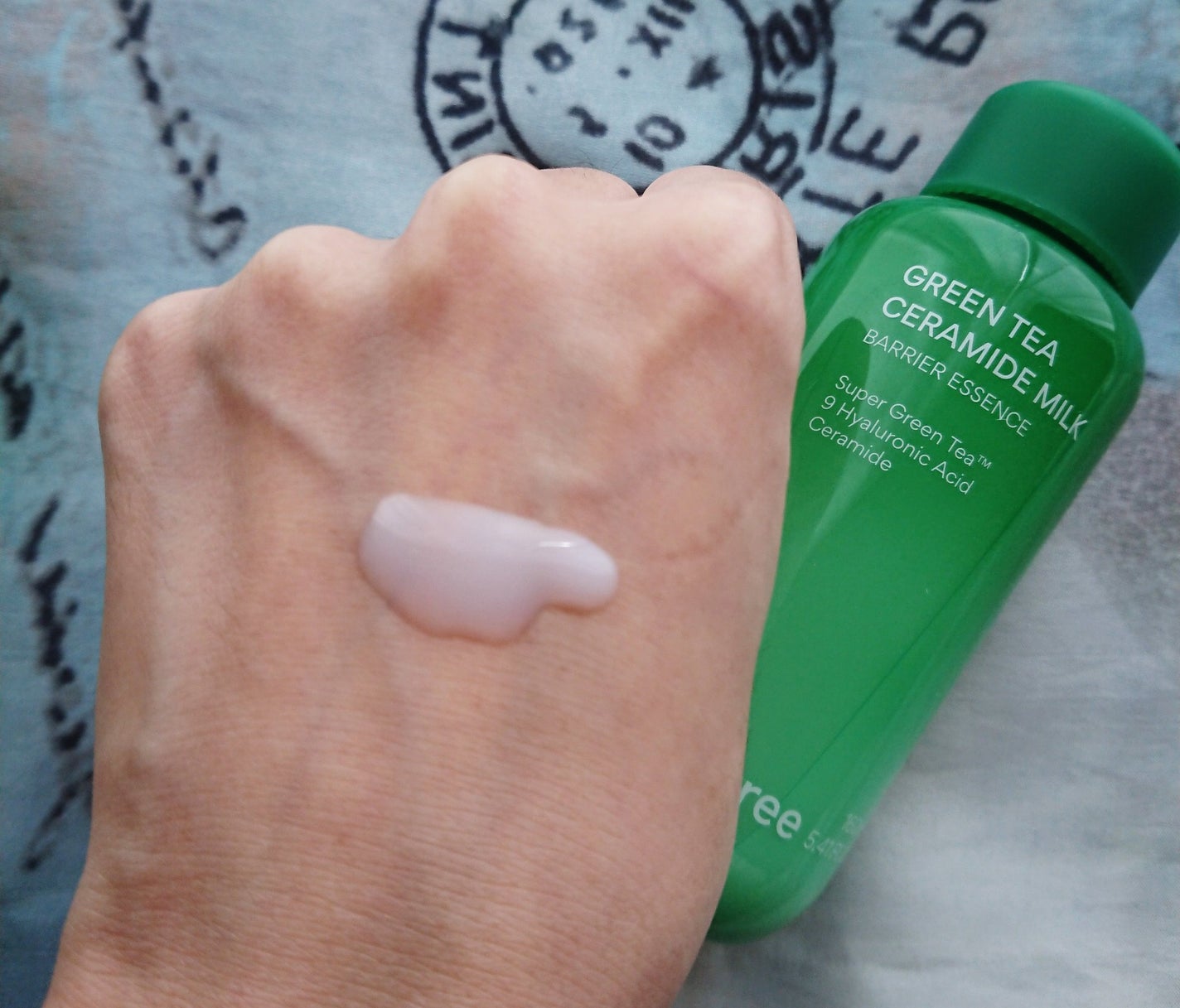 グリーンティー セラミド ミルク エッセンストナー/innisfree/化粧水を使ったクチコミ(4枚目)