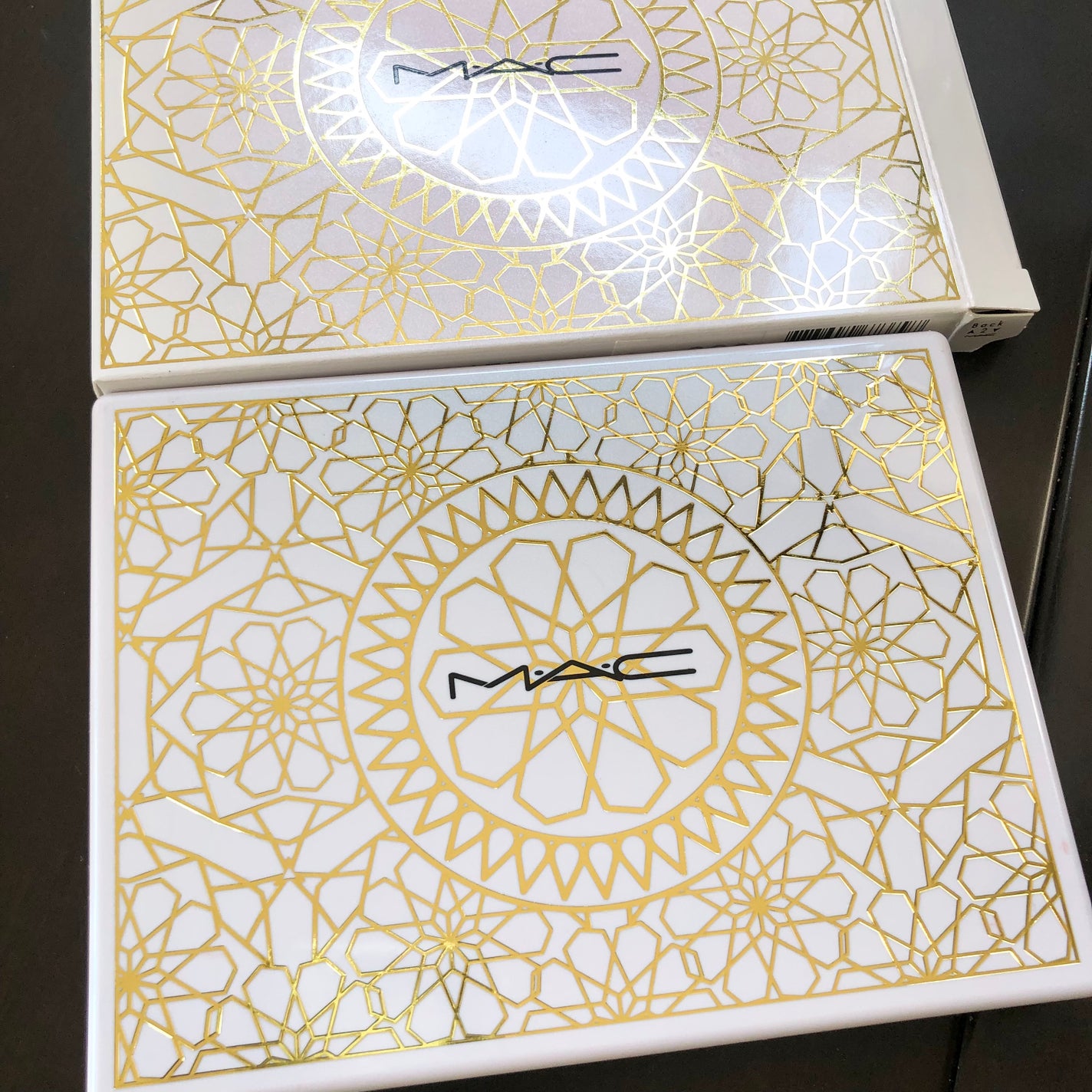 スモール アイシャドウ × 12 (ボタニック パニック)/M・A・C/アイシャドウパレットを使ったクチコミ(1枚目)