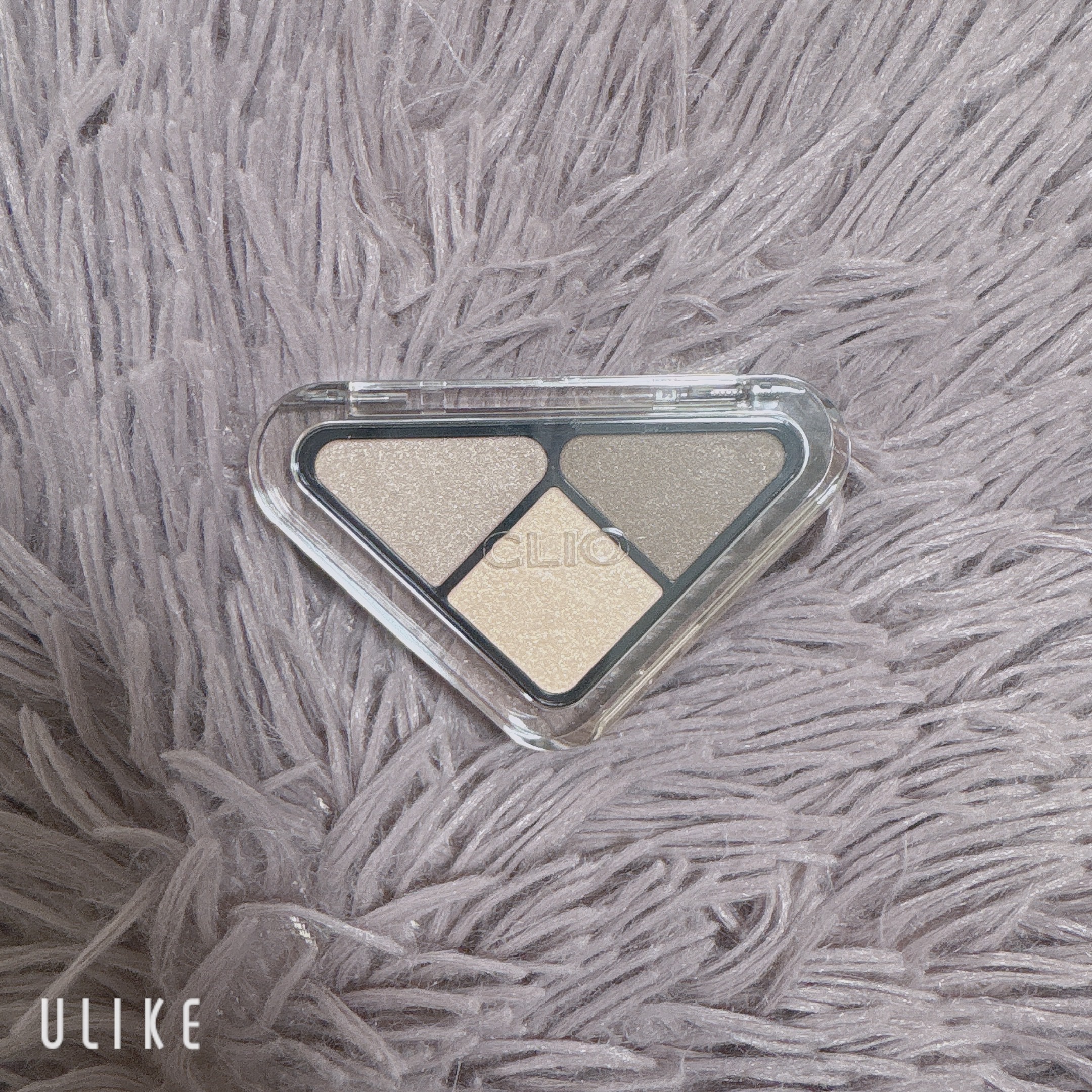 エッセンシャル シャドウ タップ 01 ポータブルベージュ(PORTABLE BEIGE)/CLIO/アイシャドウパレットを使ったクチコミ（1枚目）