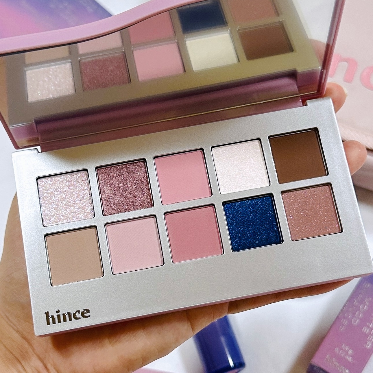 GLOWY TINT BALM/AOU/リップグロスを使ったクチコミ（2枚目）