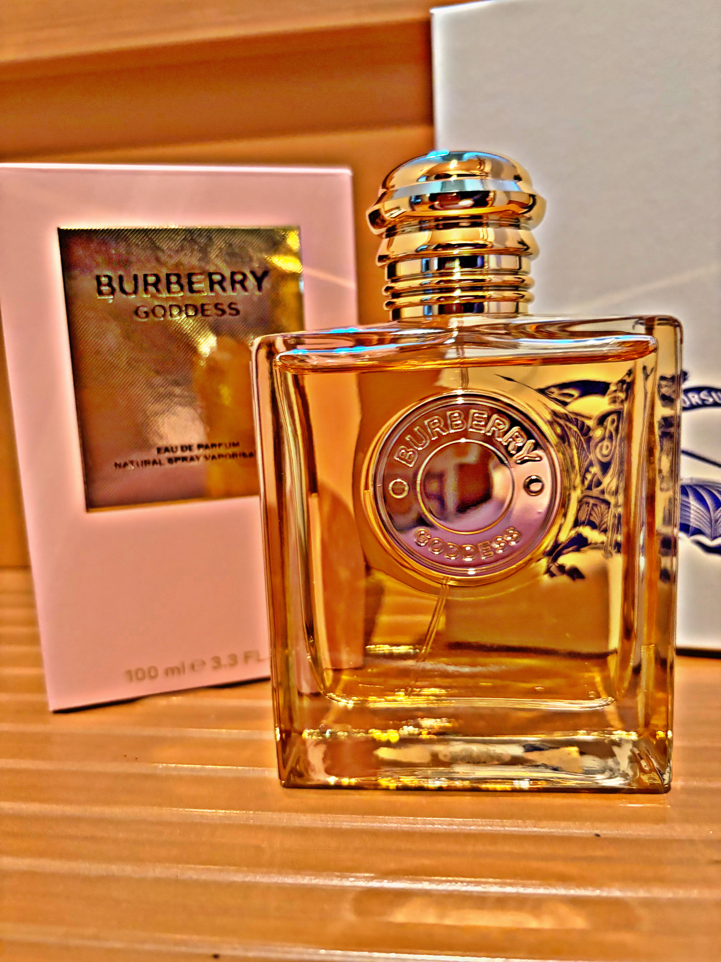 試してみた】バーバリーゴッデス オードパルファム フォー ウィメン