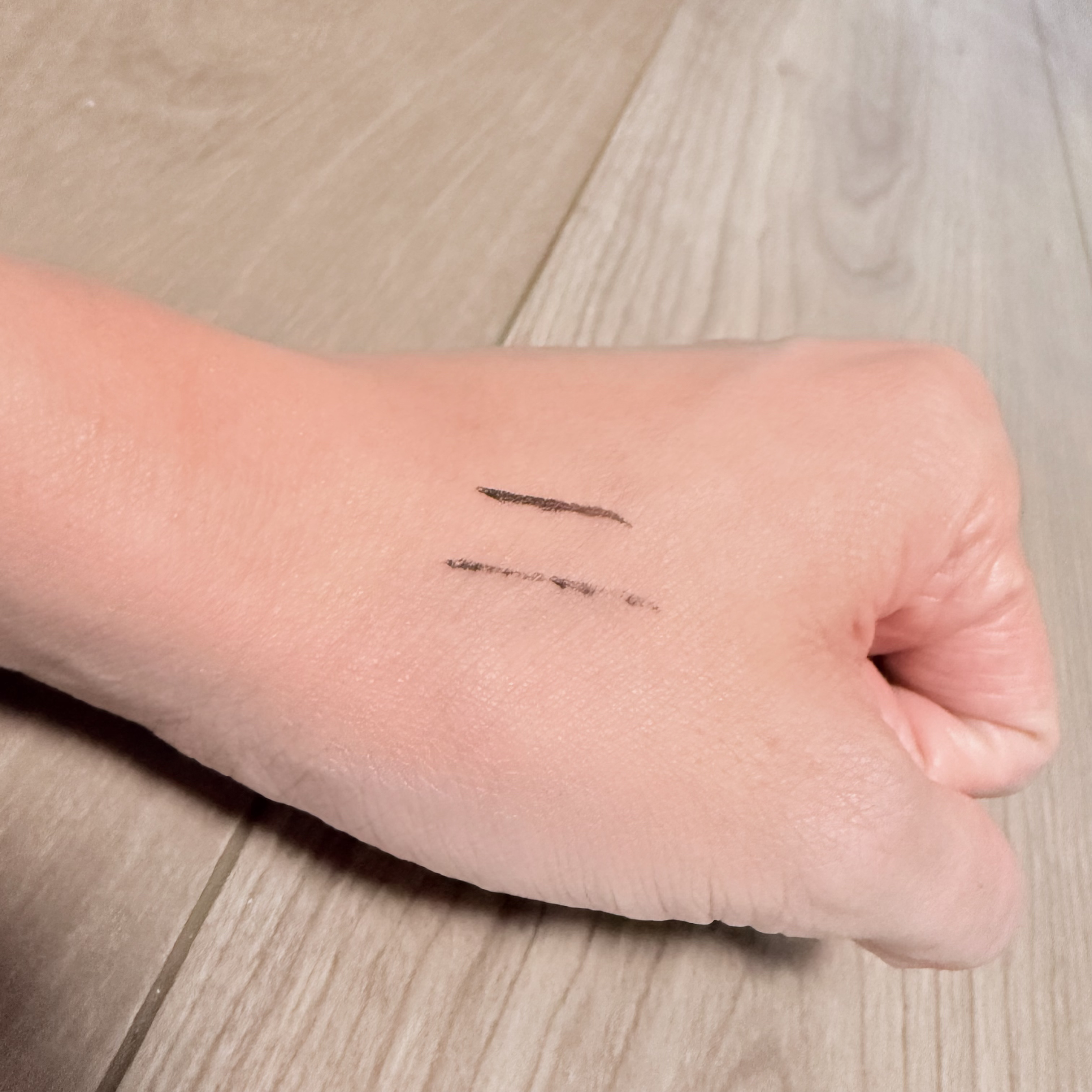 リキッドアイライナーR4/ラブ・ライナー/リキッドアイライナーを使ったクチコミ（3枚目）