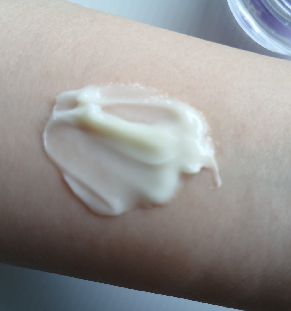 コラーゲンバウンスアップバリアクリーム/SNP/フェイスクリームを使ったクチコミ(2枚目)