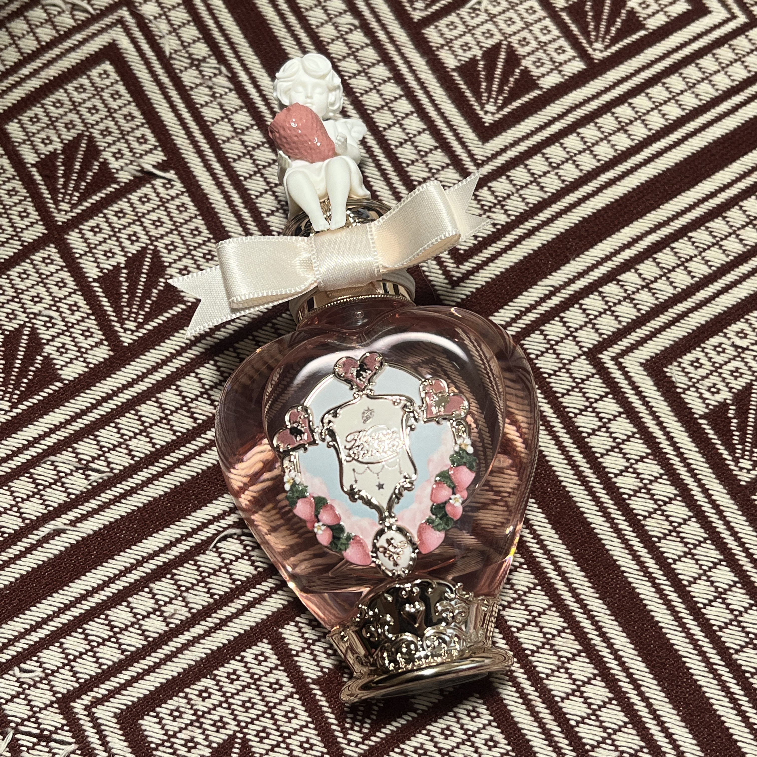 ストロベリーキューピッドコレクションパフューム ストロベリーミルクシェイク/FlowerKnows/香水(その他)を使ったクチコミ（1枚目）