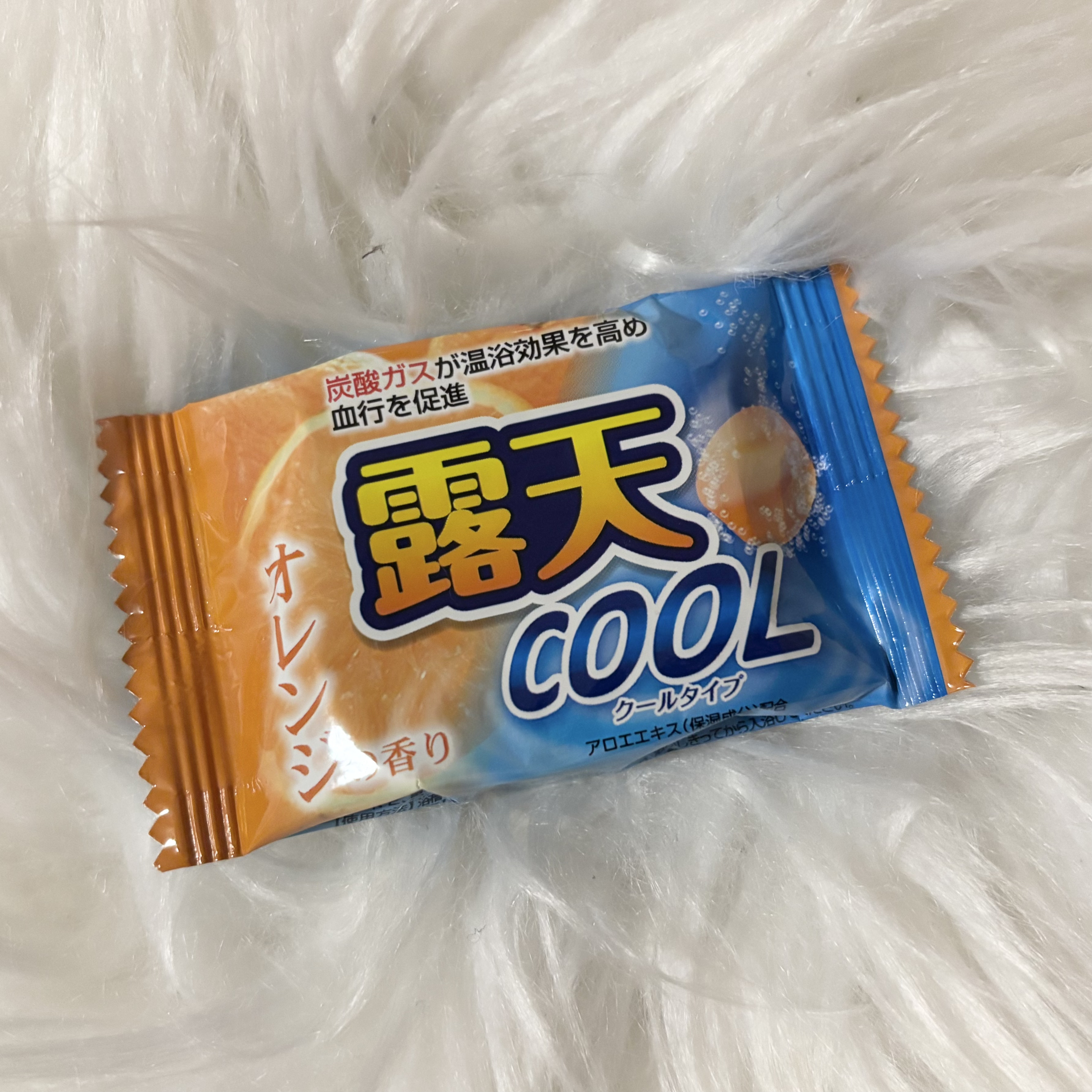 扶桑化学 露天 薬用発泡入浴剤 クールアソートのクチコミ「🍊扶桑化学：露天 薬用発泡入浴剤 クールアソート　オレンジの香り

Point
☑︎ お湯の香.....」（1枚目）