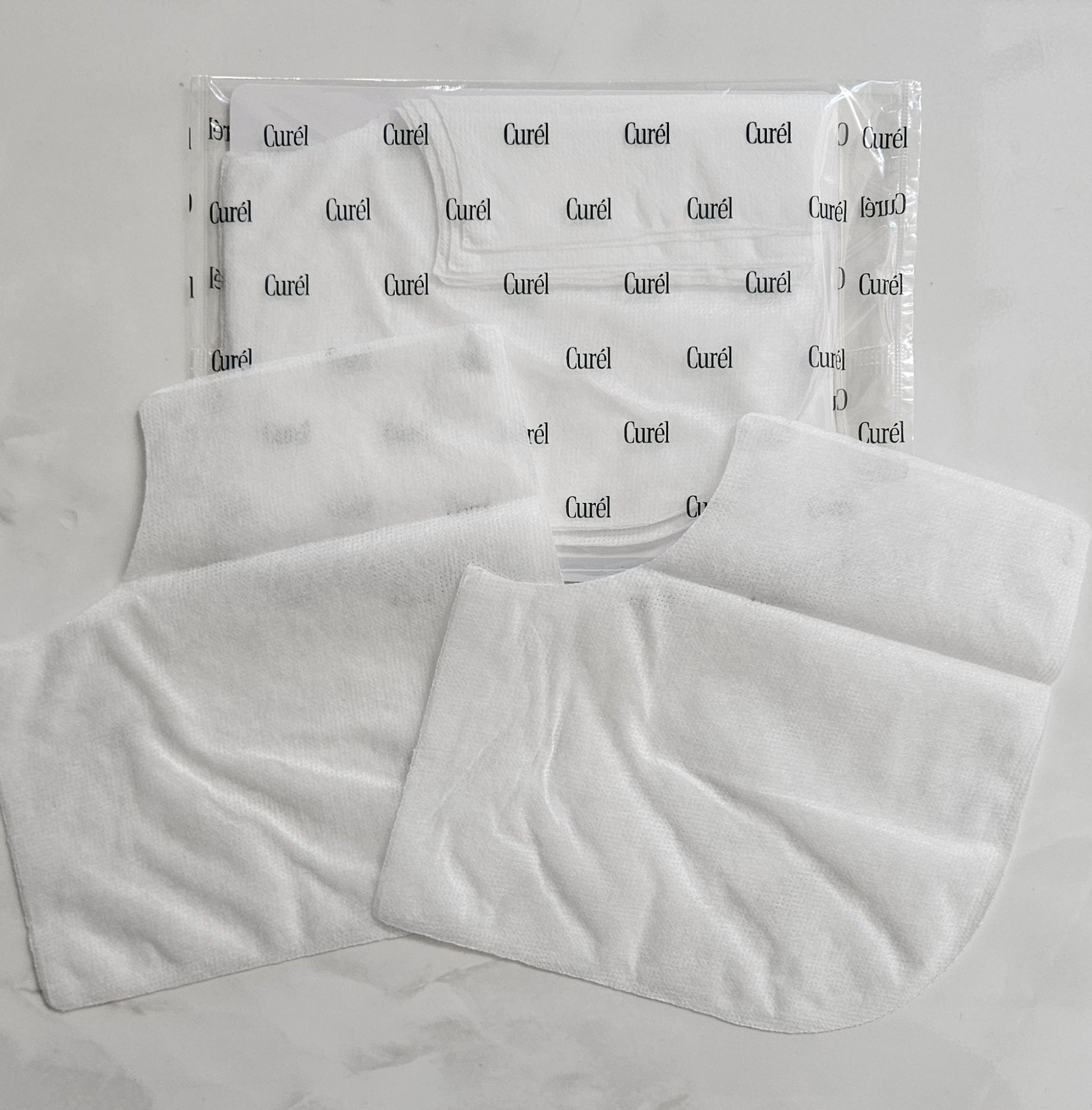 ガサガサかかとをしっとり包む お手入れ底上げ かかとケアマスク/キュレル/レッグ・フットケアを使ったクチコミ（2枚目）