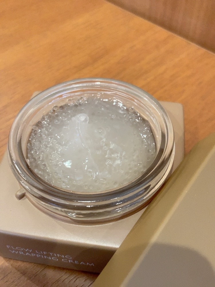 フローリフティングラッピングクリーム/koy/フェイスクリームを使ったクチコミ（3枚目）