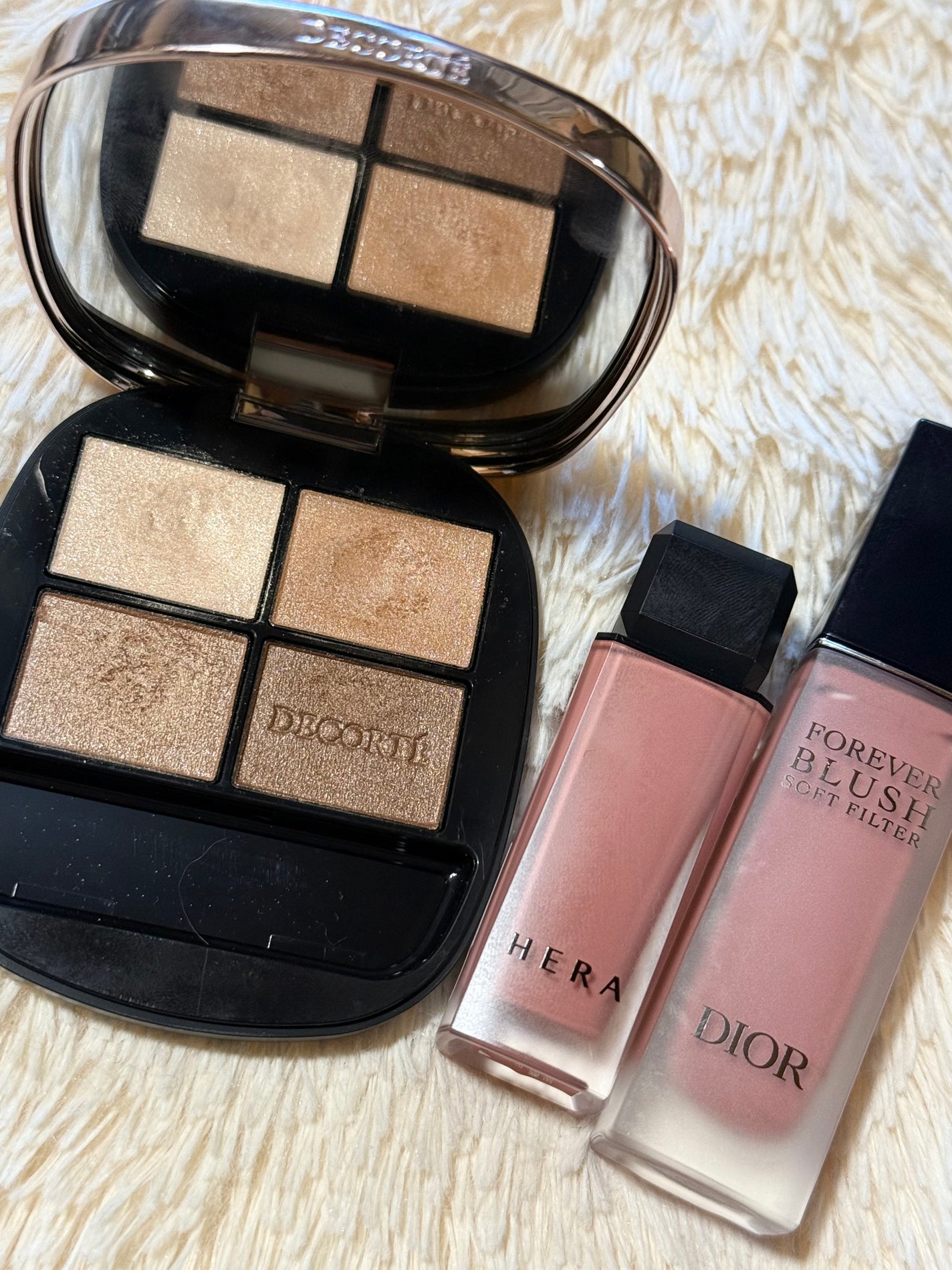 プードルコンパクトエサンシエルn/クレ・ド・ポー ボーテ/プレストパウダーを使ったクチコミ(3枚目)