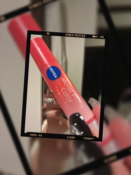 モイストピュアカラーリップ/ニベア/リップクリームを使ったクチコミ(1枚目)