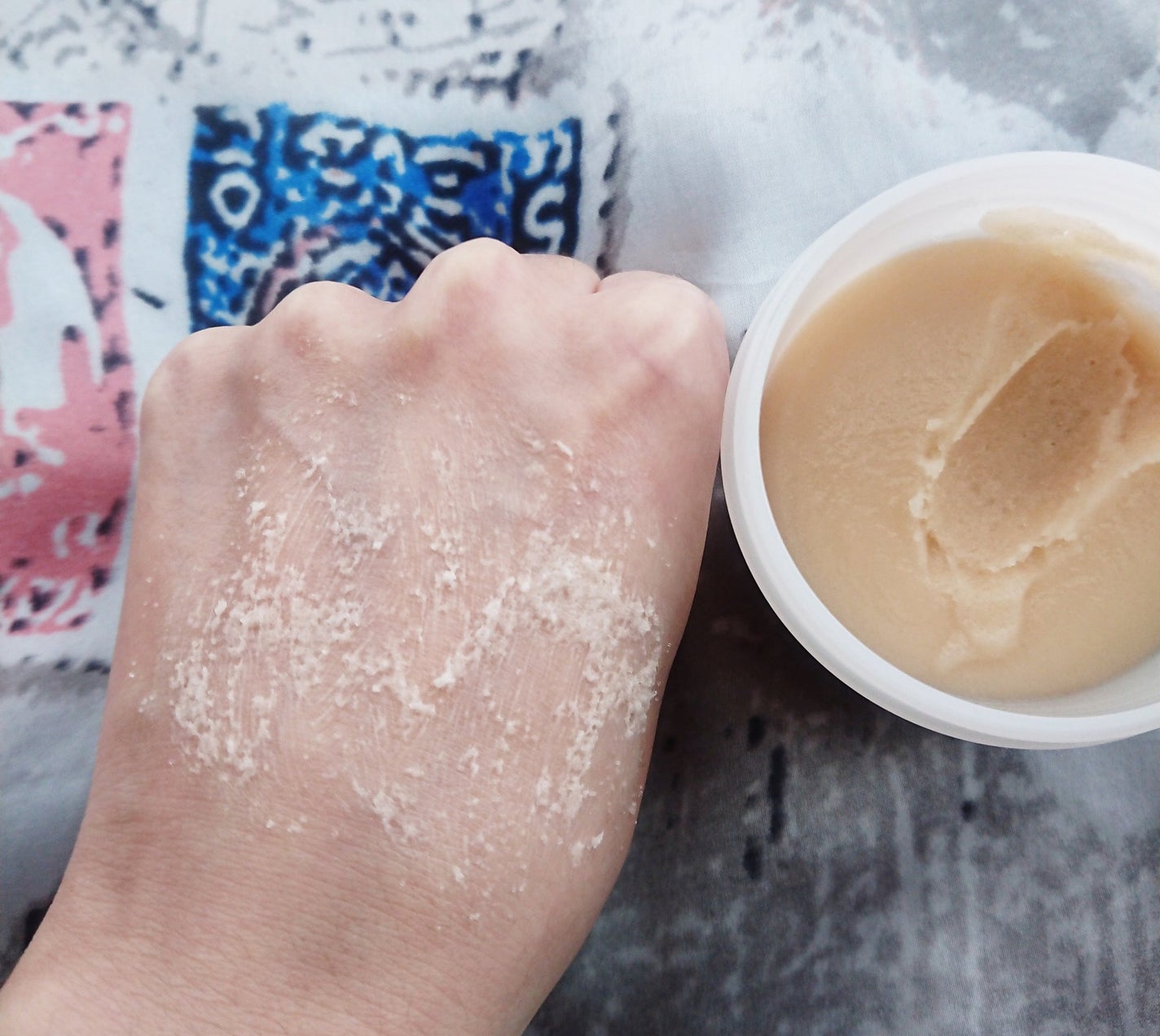 マッサージソルト グレープフルーツ/クインビーメルヴェーユ/ボディスクラブを使ったクチコミ(6枚目)