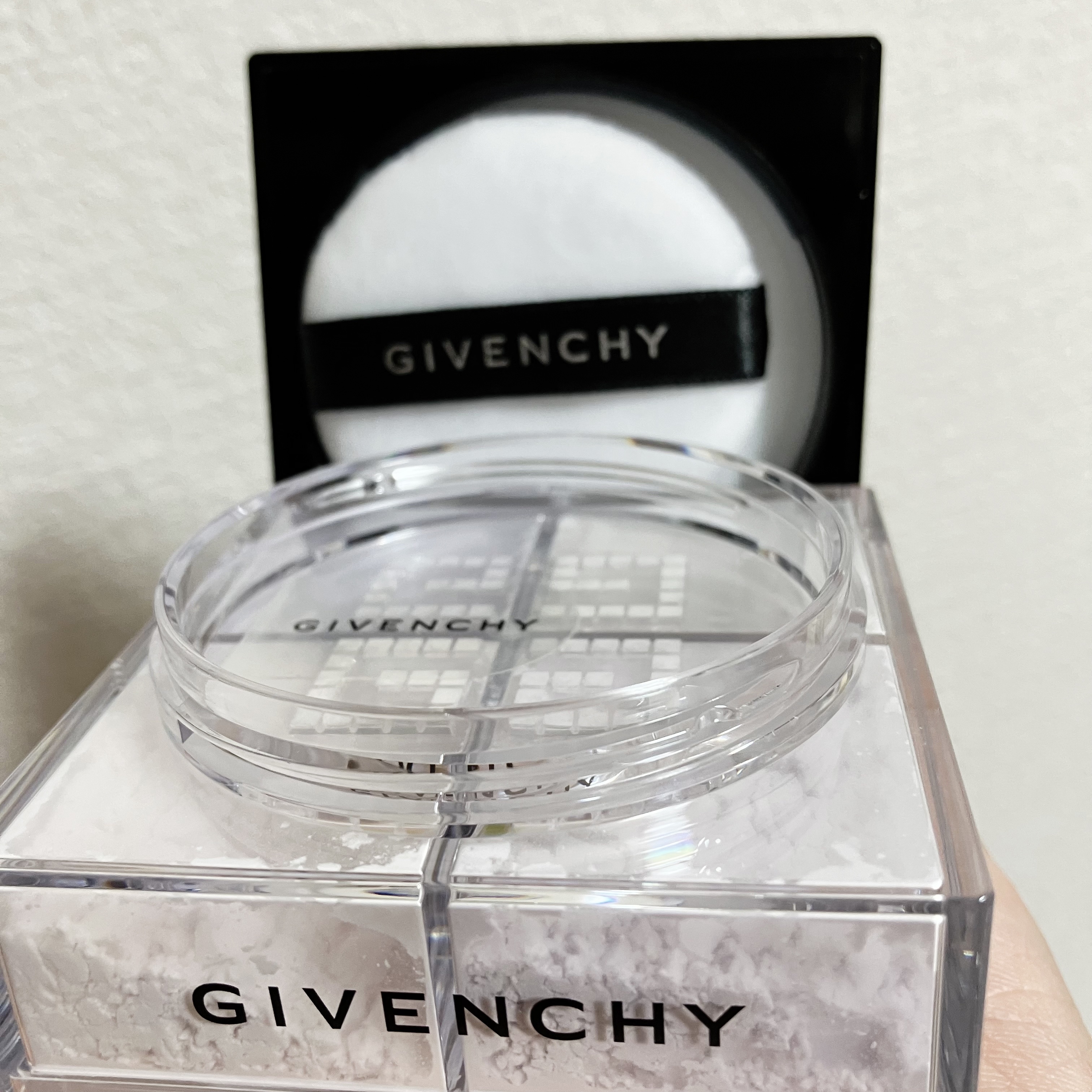 プリズム・リーブル/GIVENCHY/ルースパウダーを使ったクチコミ（3枚目）