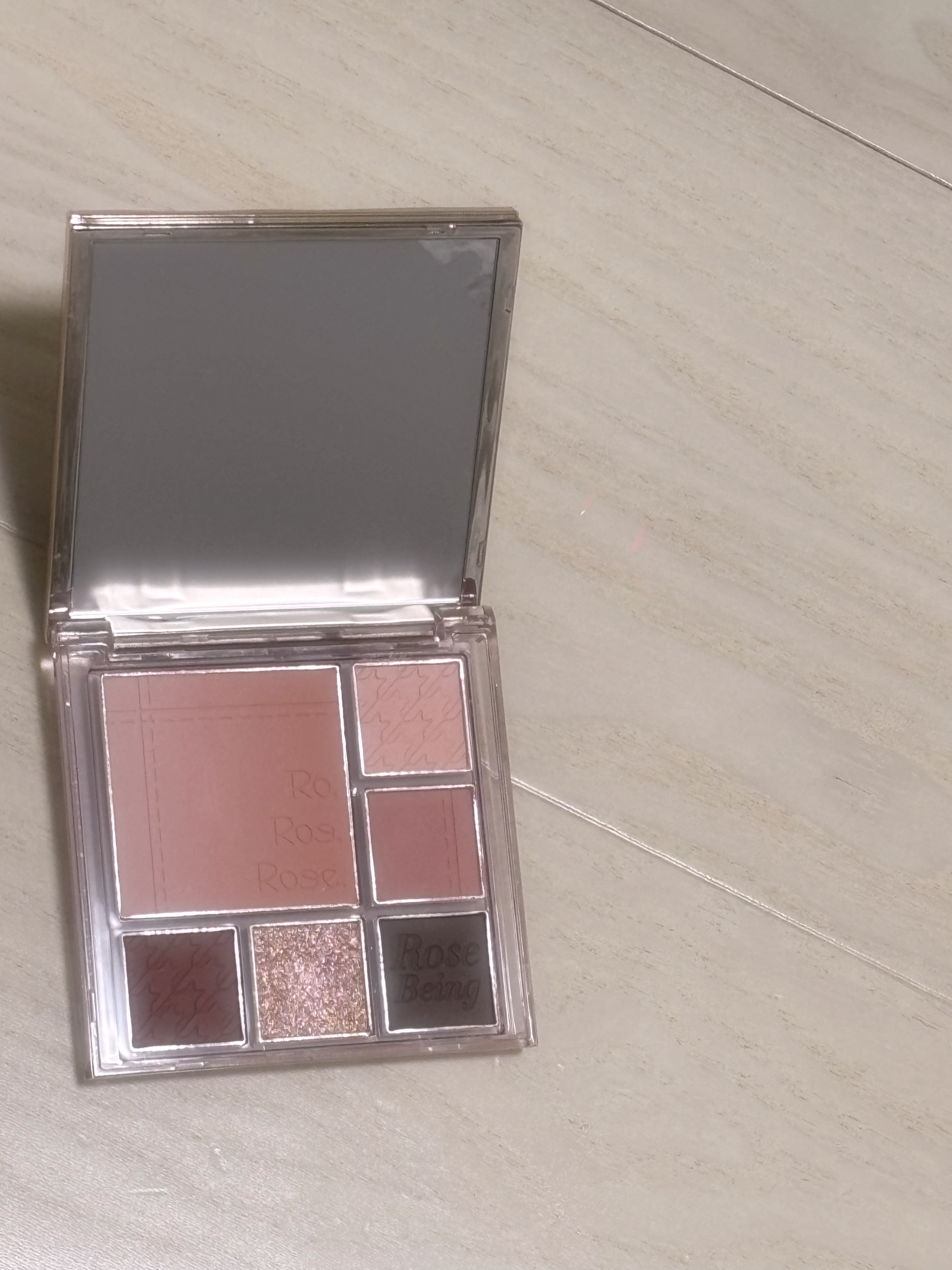 CZEL アイシャドウパレット/CZEL/アイシャドウパレットを使ったクチコミ（2枚目）