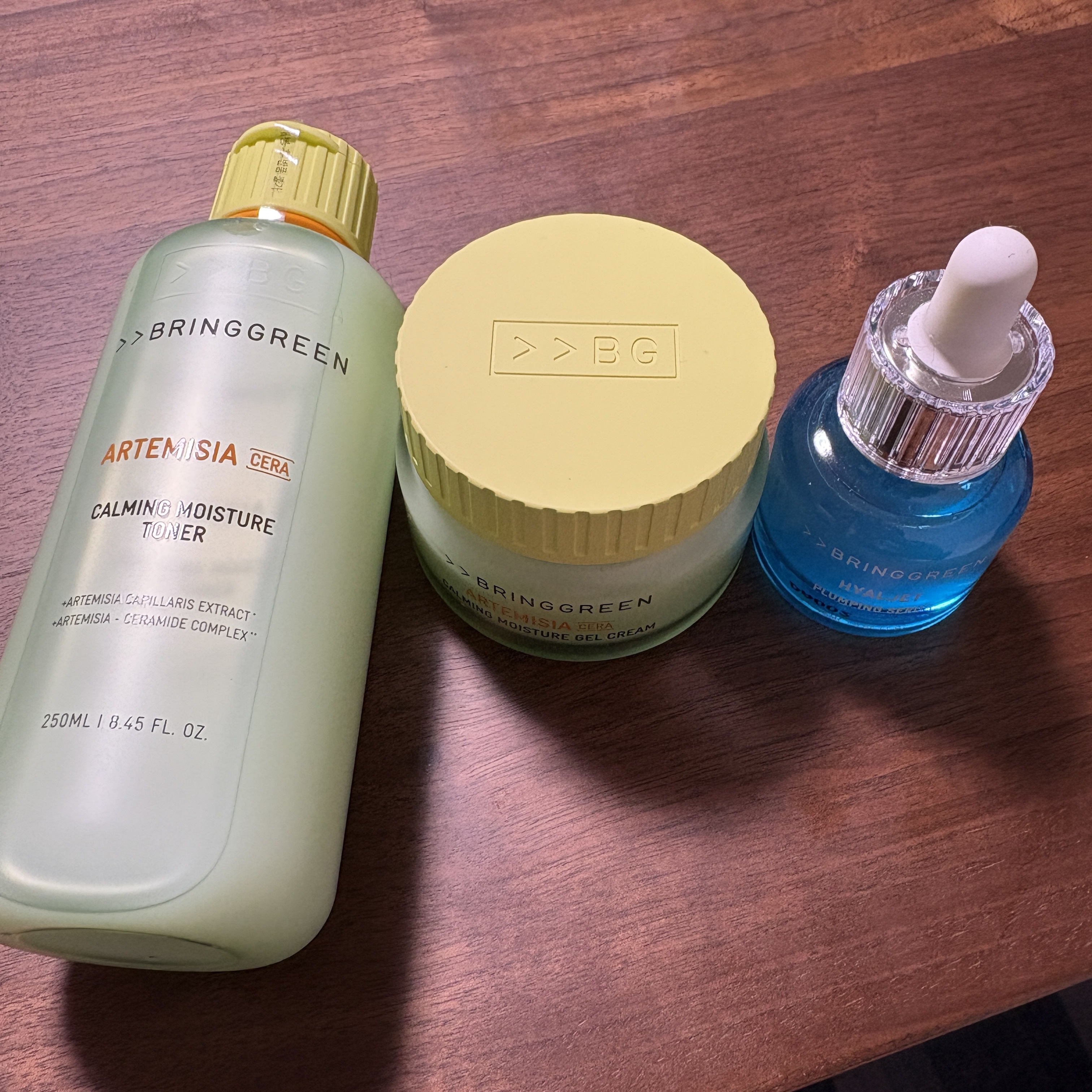 BRING GREEN HPセラムのクチコミ「
こんばんは🌆
前回の投稿を見てくださった方はお分かりかと思いますが絶賛肌荒れ中です🩹
ですが.....」（1枚目）