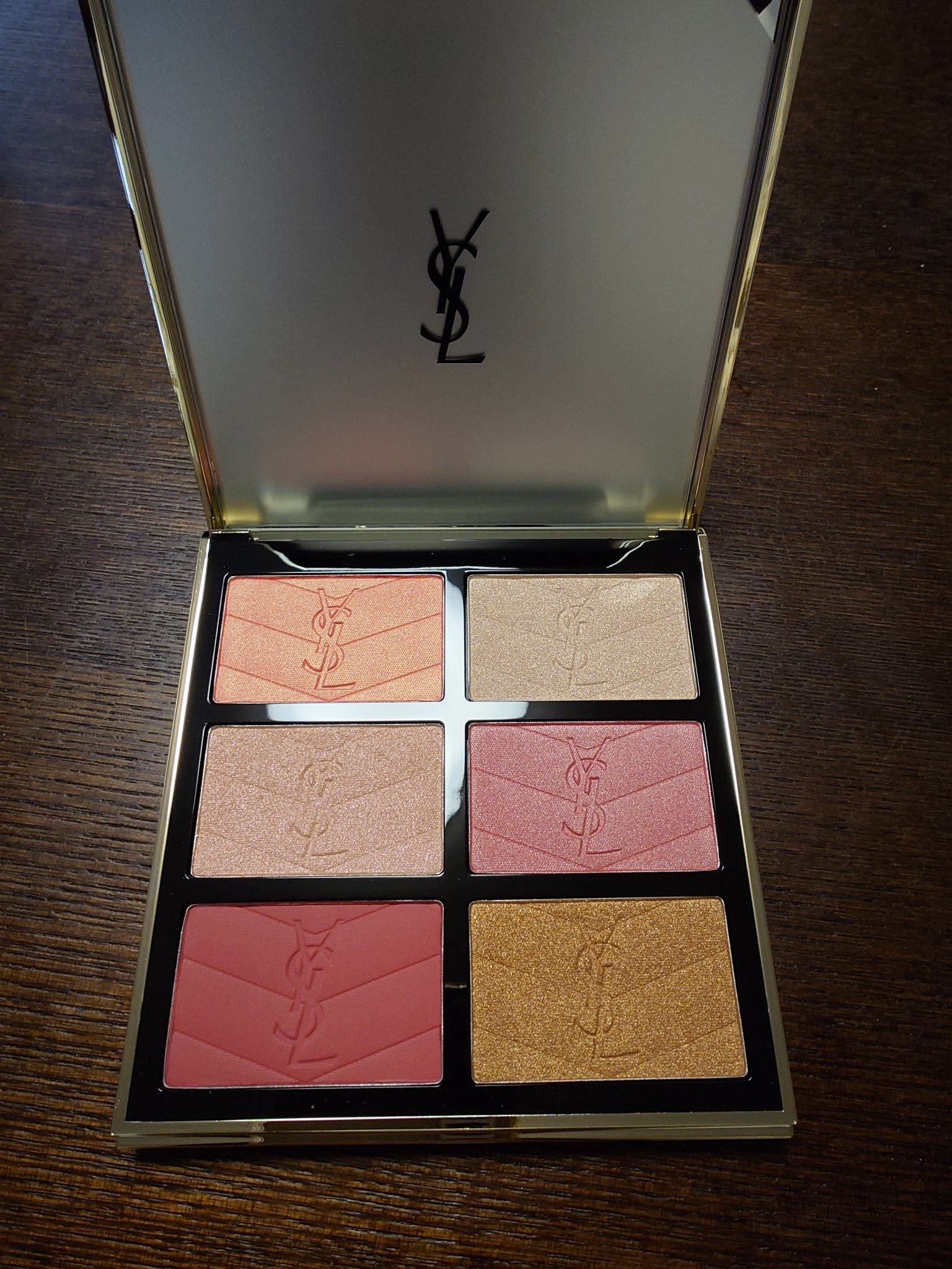 クチュール フェイス パレット/YVES SAINT LAURENT BEAUTE/パウダーチークを使ったクチコミ（2枚目）