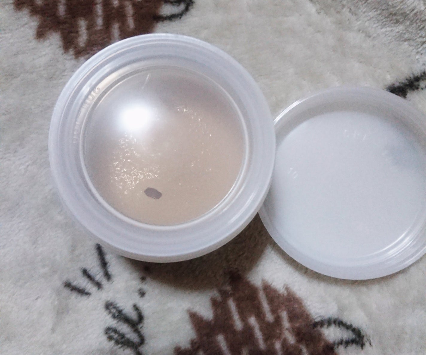 マッサージソルト グレープフルーツ/クインビーメルヴェーユ/ボディスクラブを使ったクチコミ(3枚目)