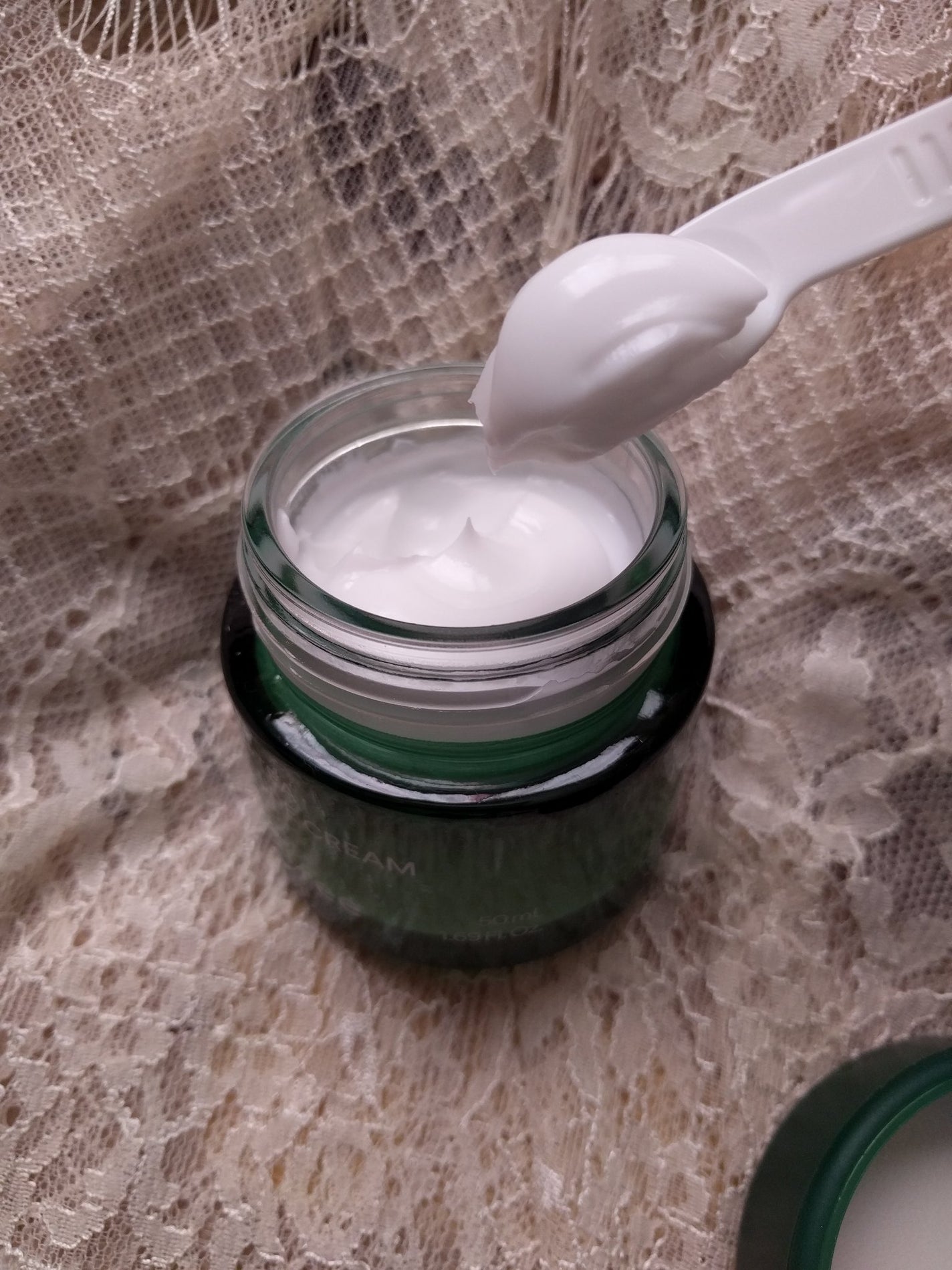 グリーンティー セラミド バリア クリーム/innisfree/フェイスクリームを使ったクチコミ(3枚目)