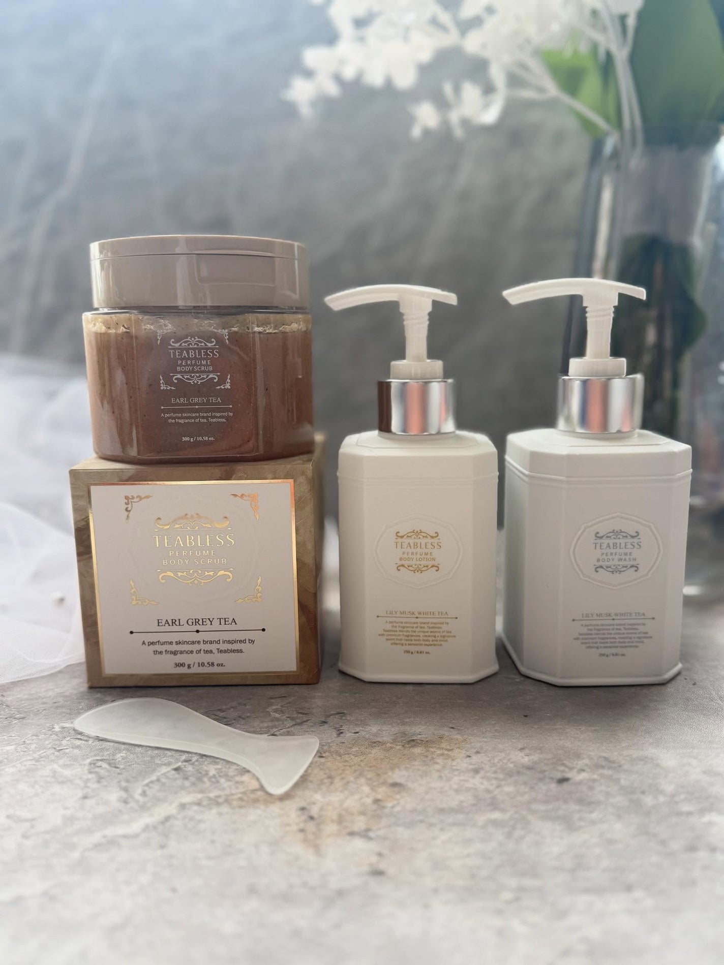 パフュームボディローション リリィムスクホワイトティー/TEABLESS/ボディローションを使ったクチコミ(1枚目)