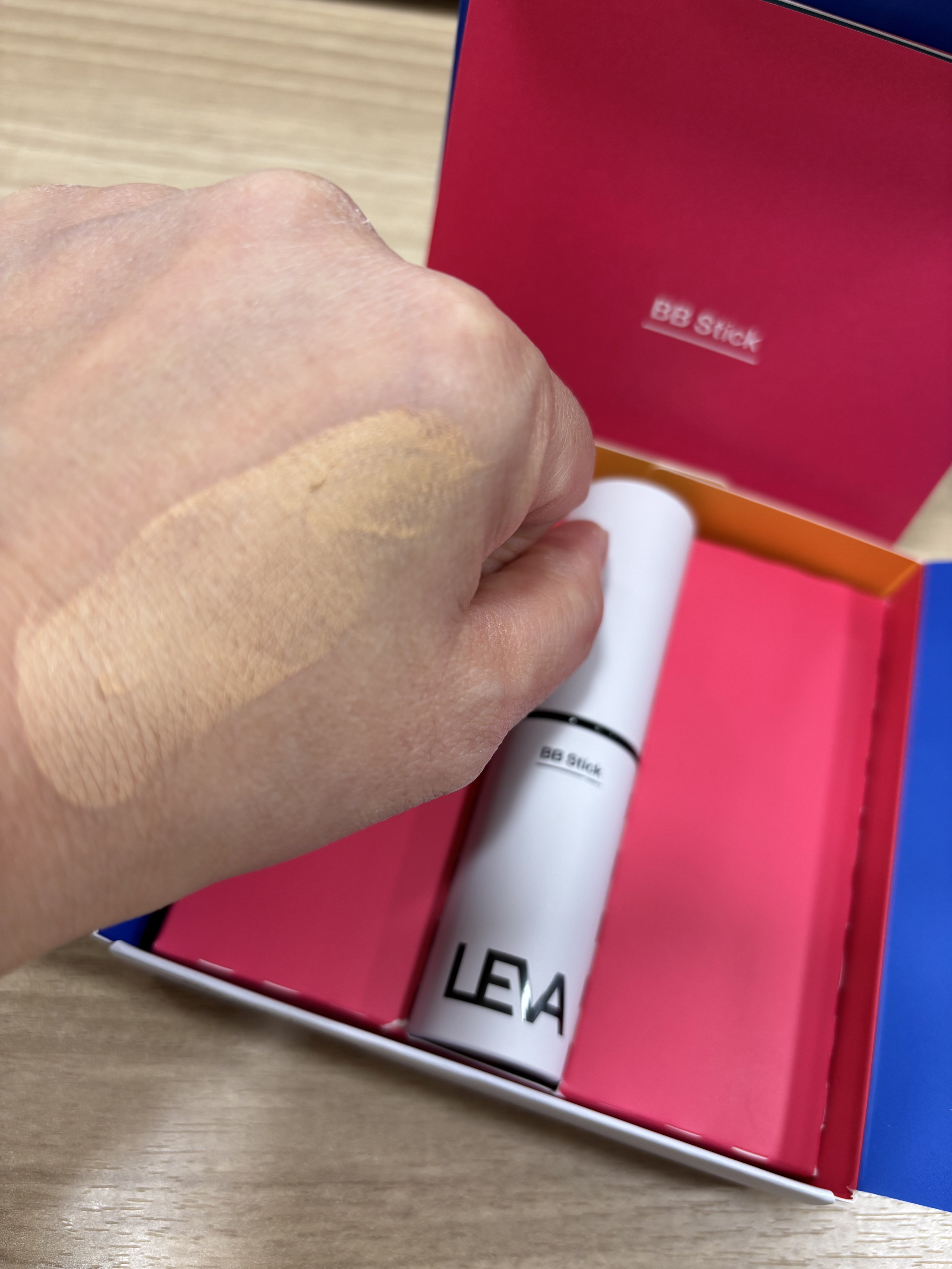 BBスティック /LEVA/BBクリームを使ったクチコミ（3枚目）