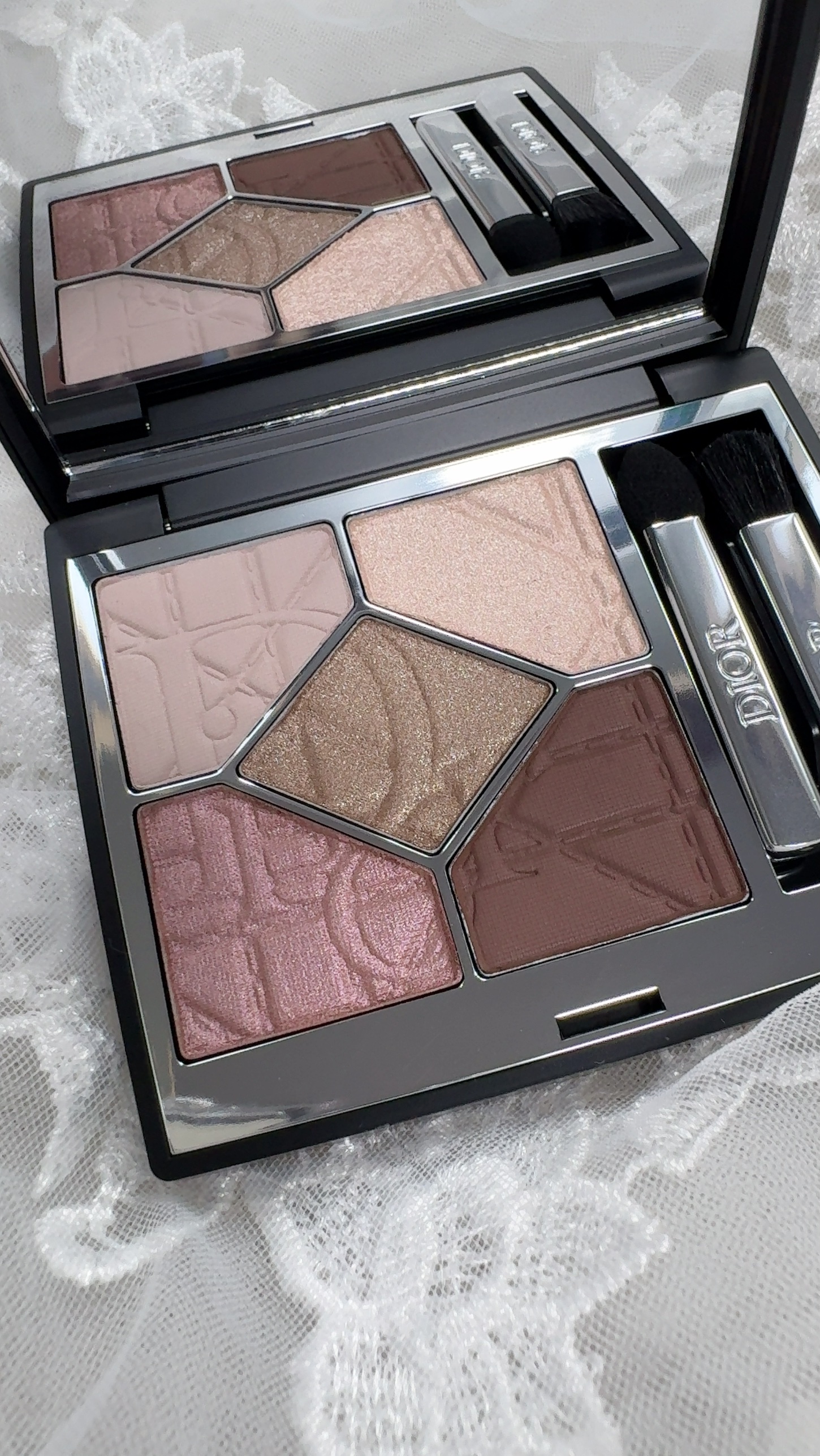 ディオールショウ サンク クルール/Dior/アイシャドウを使ったクチコミ（3枚目）